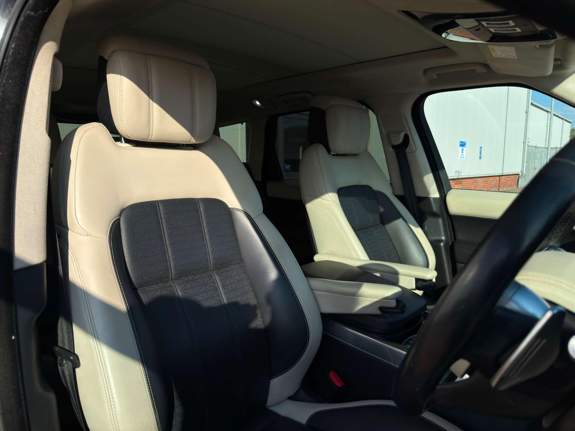 Land Rover Range Rover Sport view 14