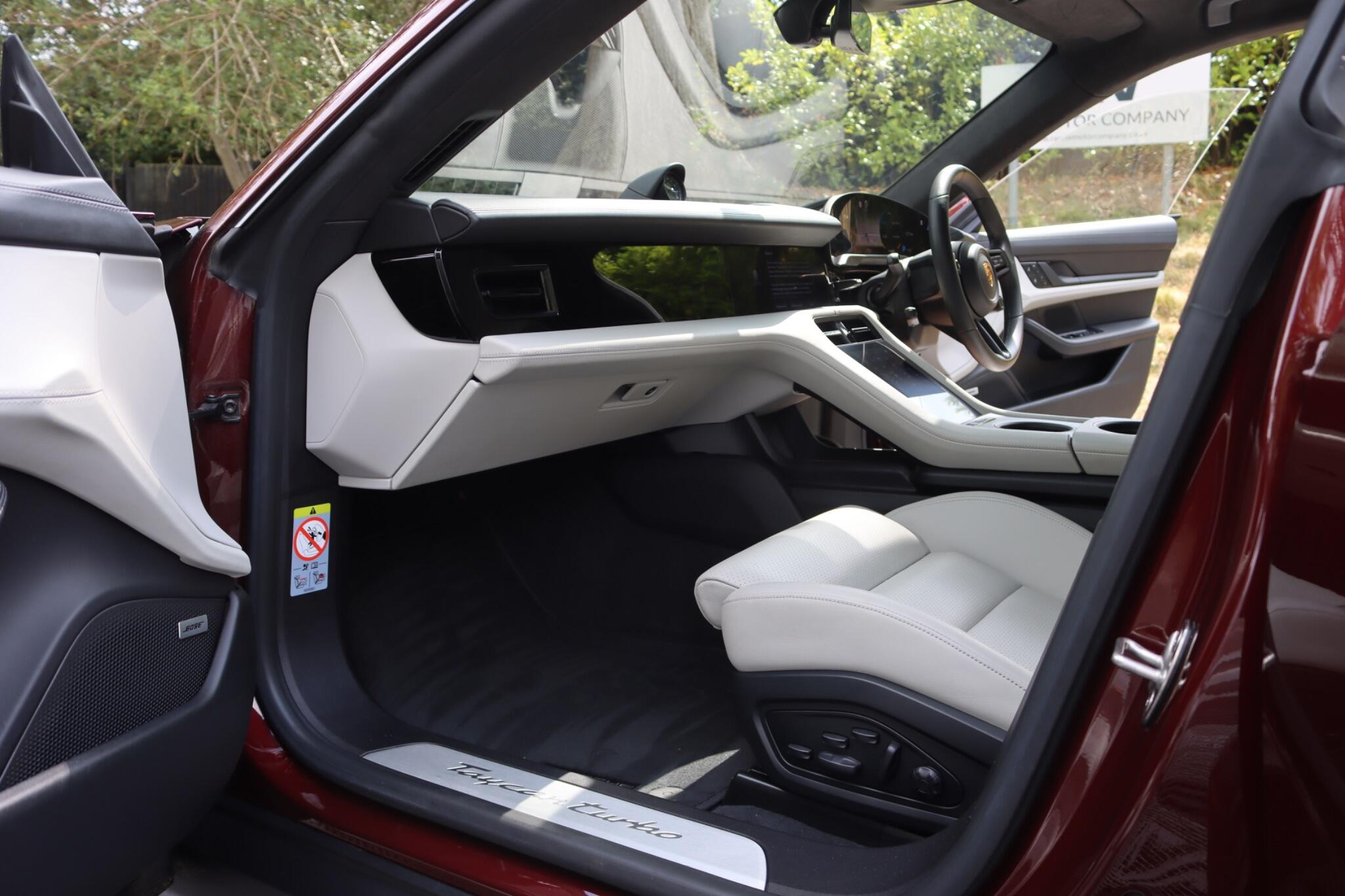 Porsche Taycan view 9