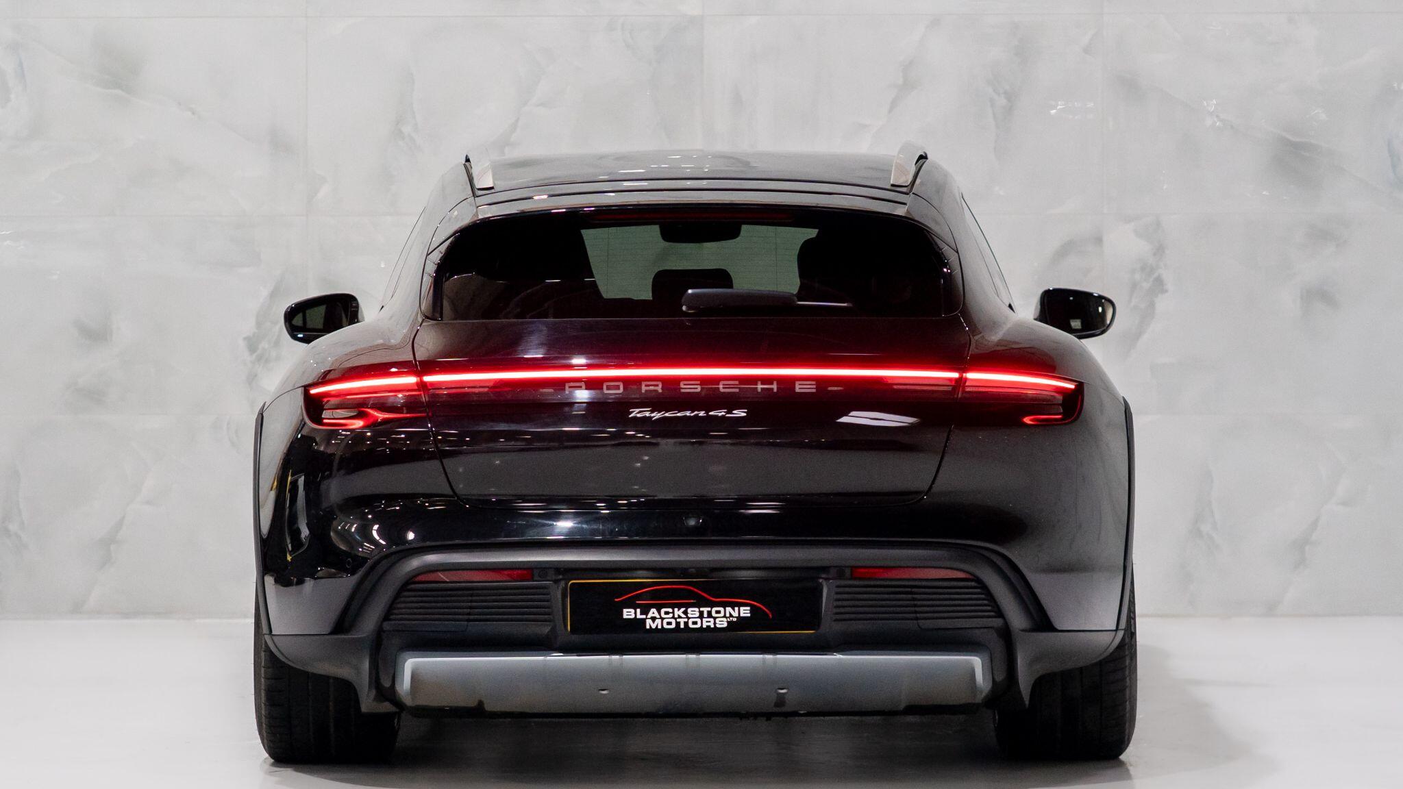 Porsche Taycan view 7