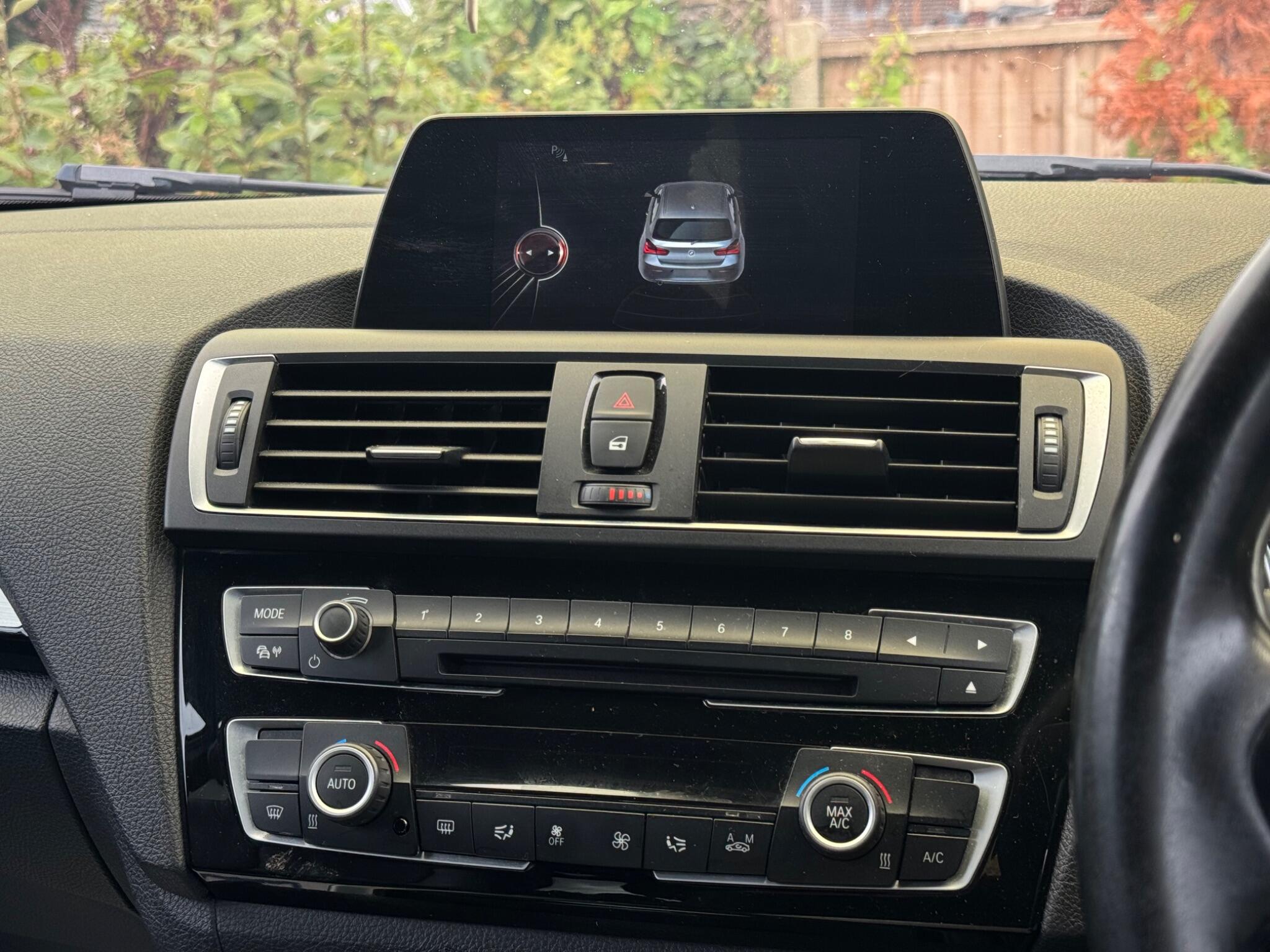 BMW 1 Series view 34
