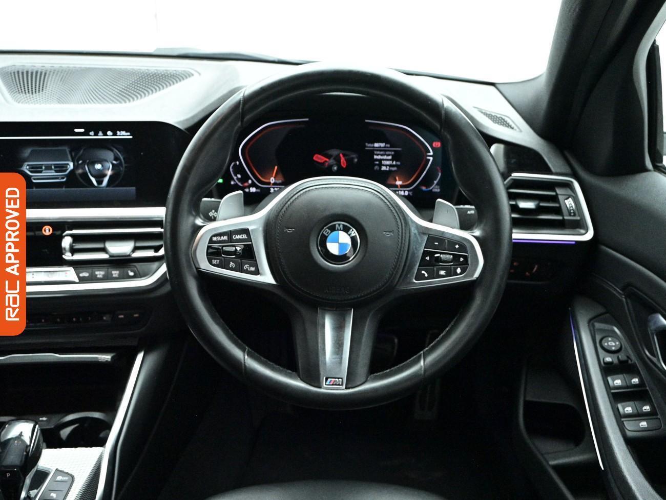 BMW 3 Series view 9