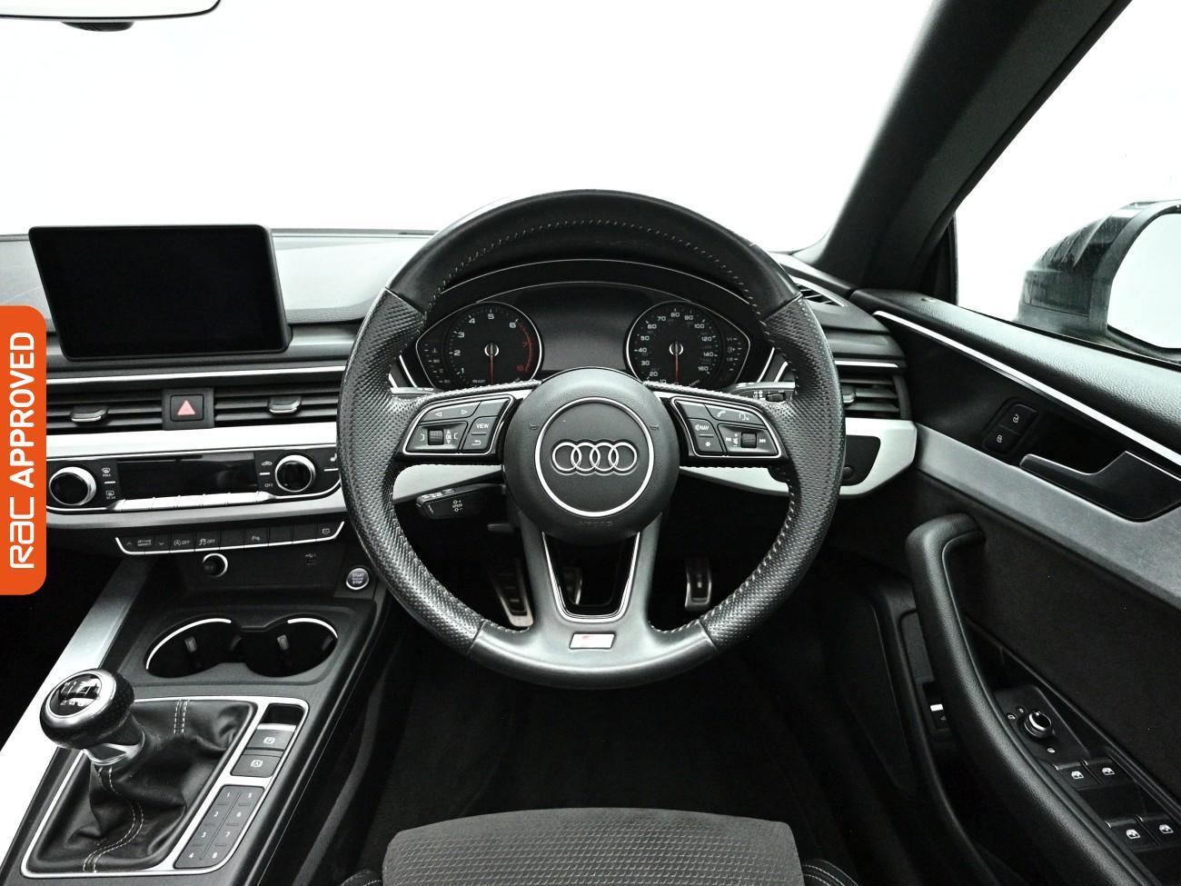 Audi A5 view 9