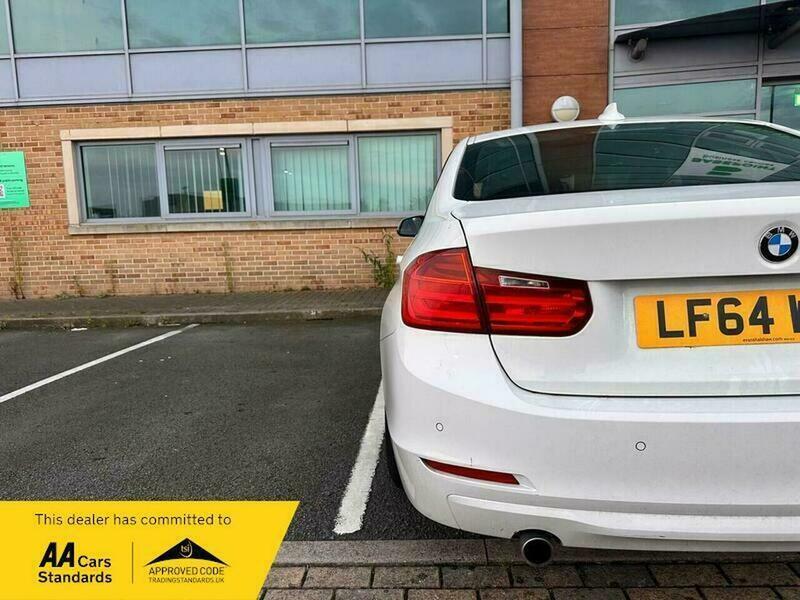 2014 BMW 3 Series 2.0 320d ED EfficientDynamics Business Auto Euro 5 (s/s) 4dr • 90,200 miles image 15