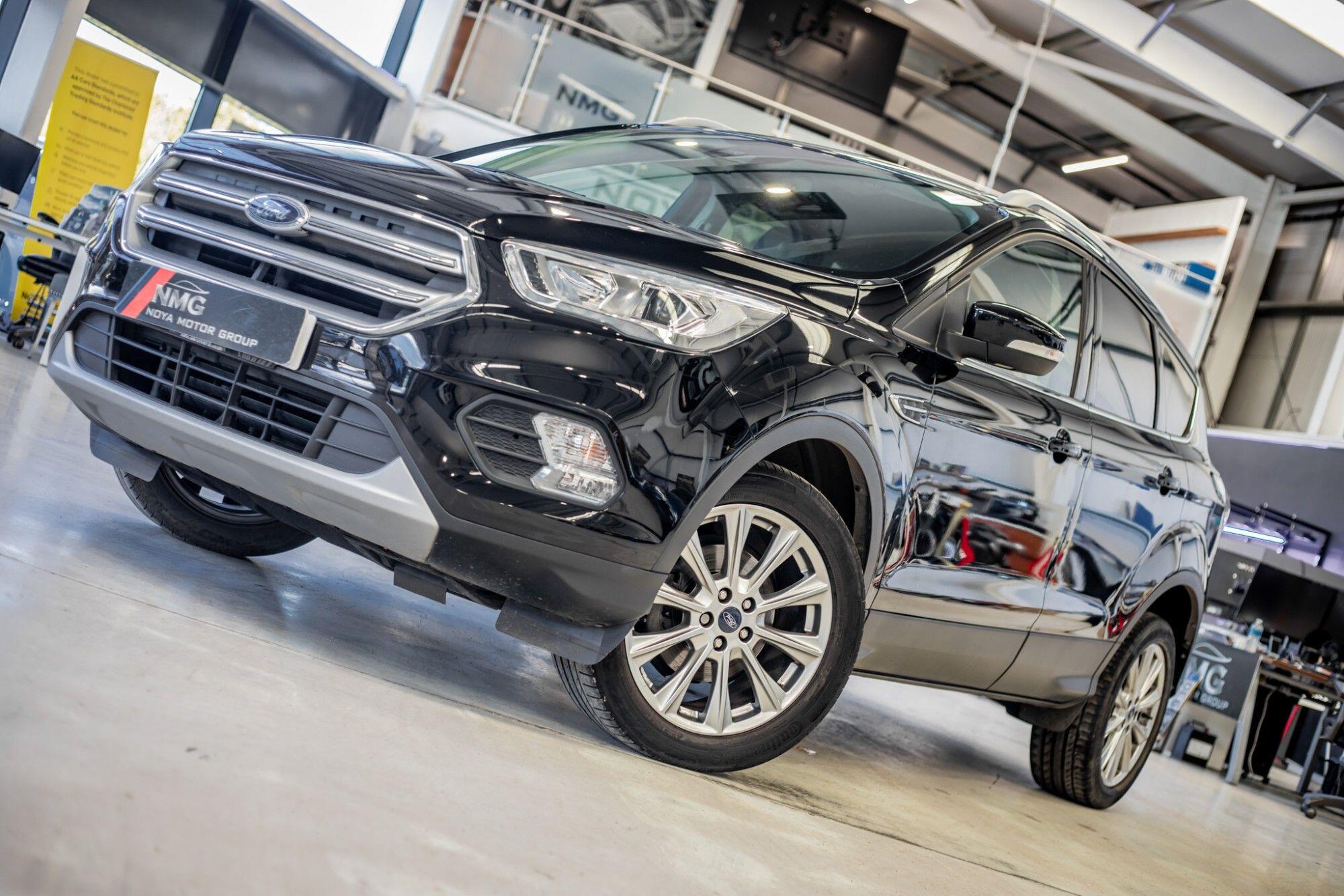Ford Kuga view 5