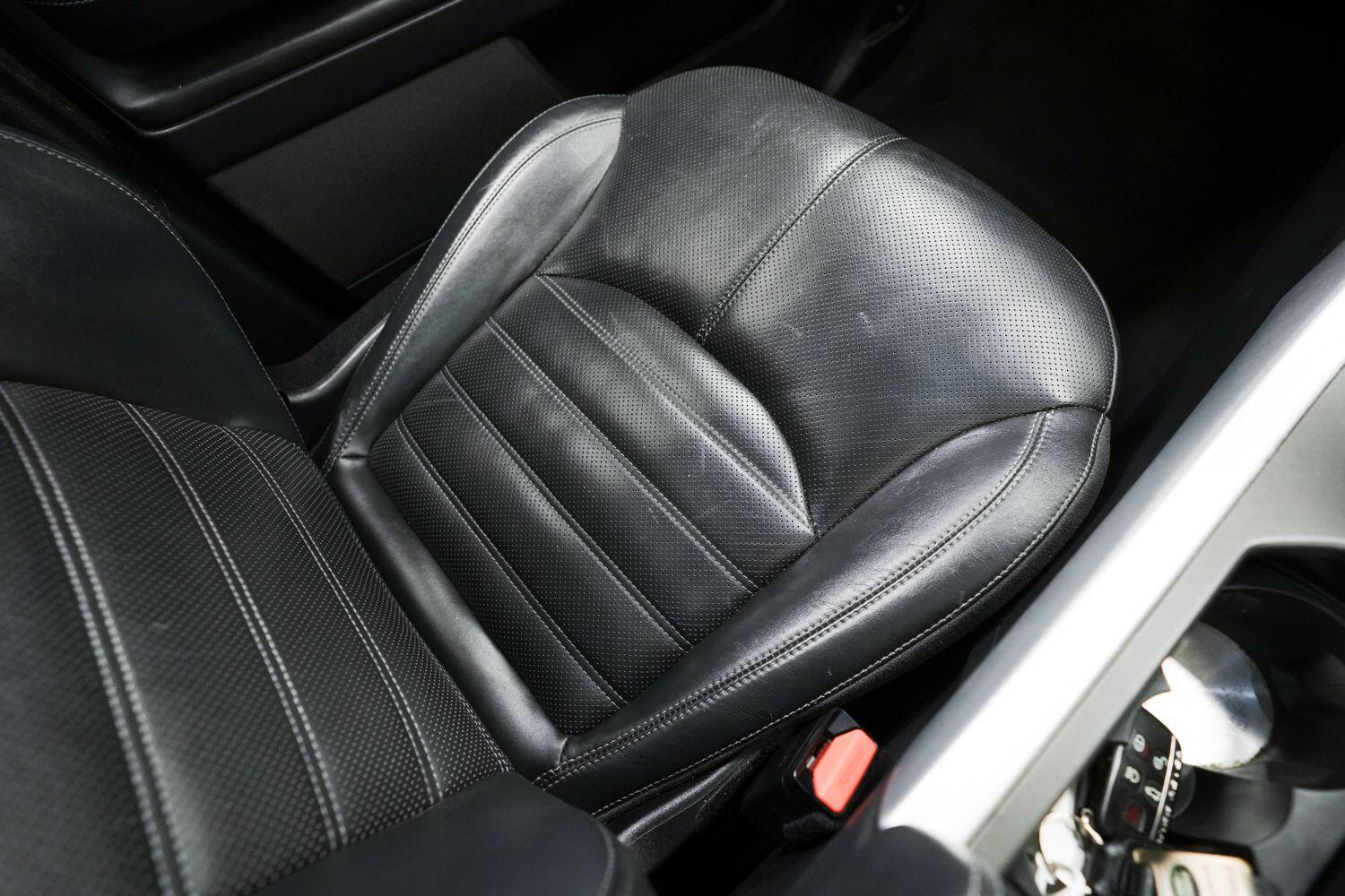 Land Rover Range Rover Evoque view 32