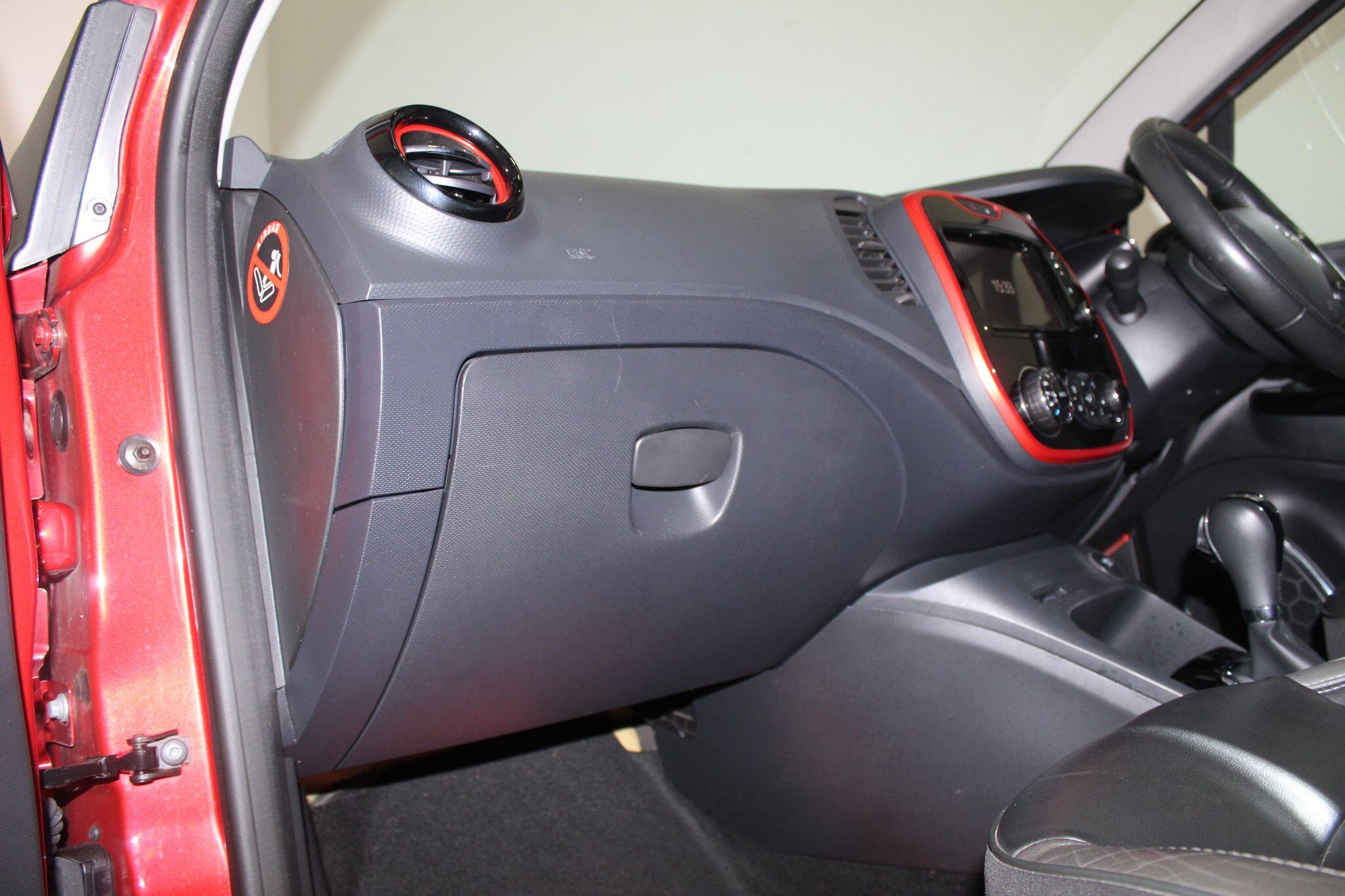 Renault Captur view 30