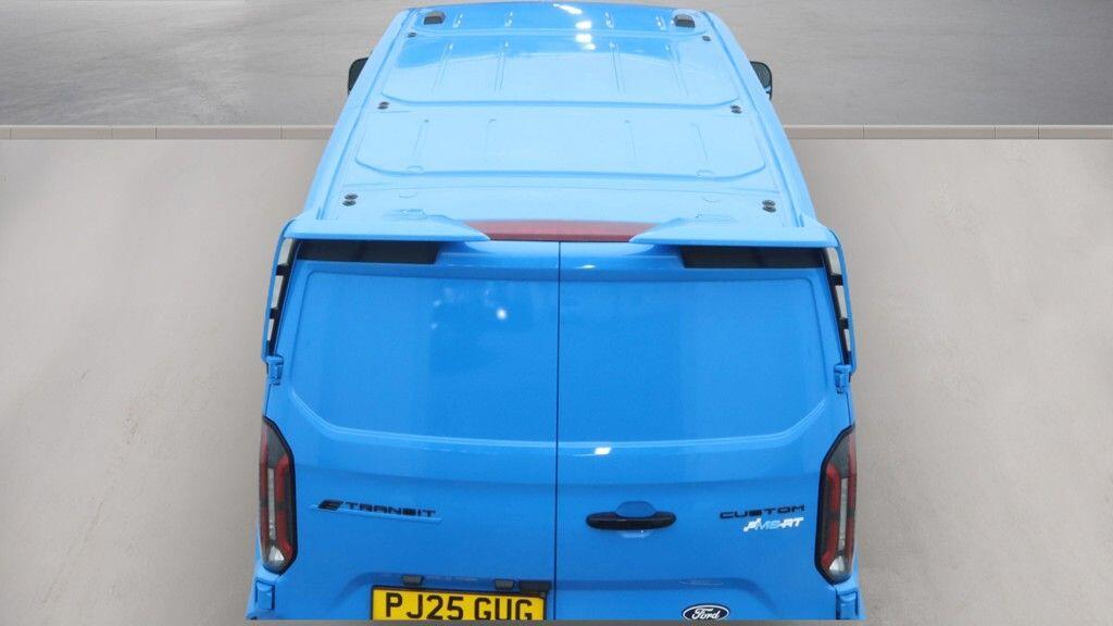 Ford Transit Custom view 8