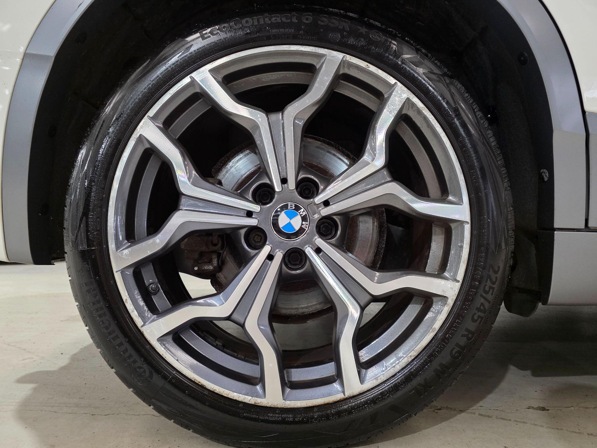 BMW X2 view 32