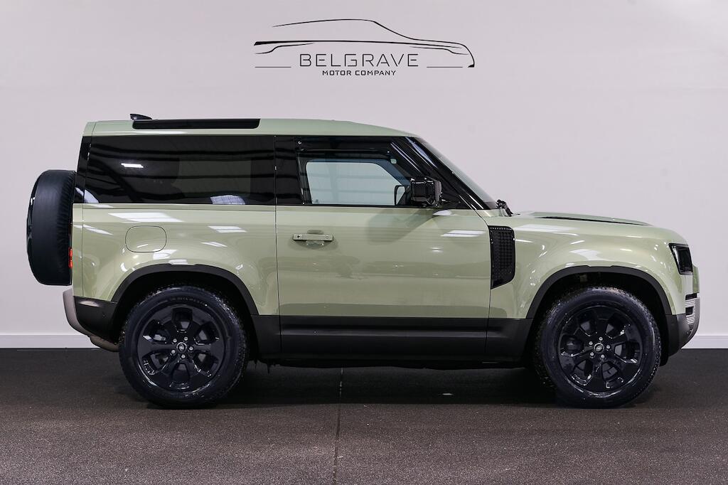 2023 Land Rover Defender in Green for sale