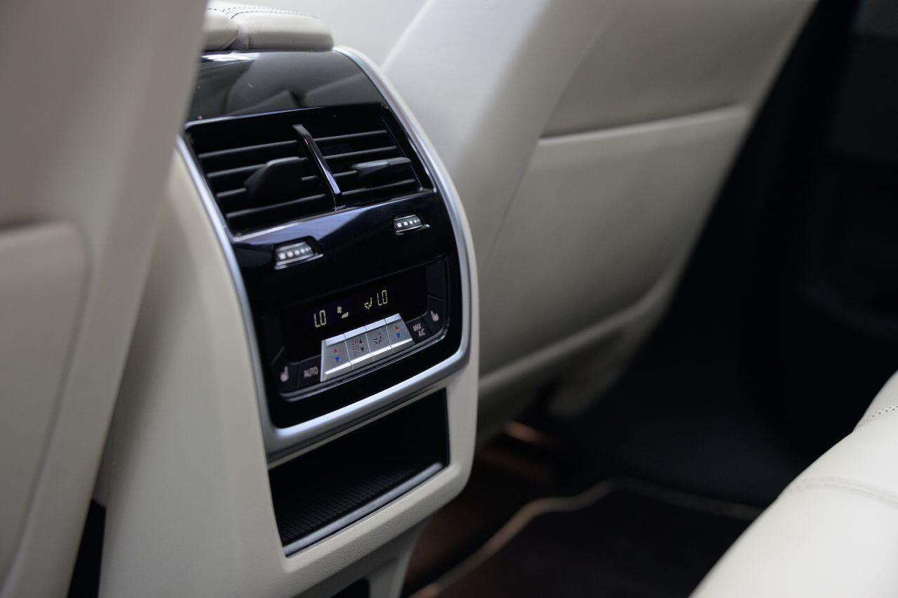 BMW X6 M view 19