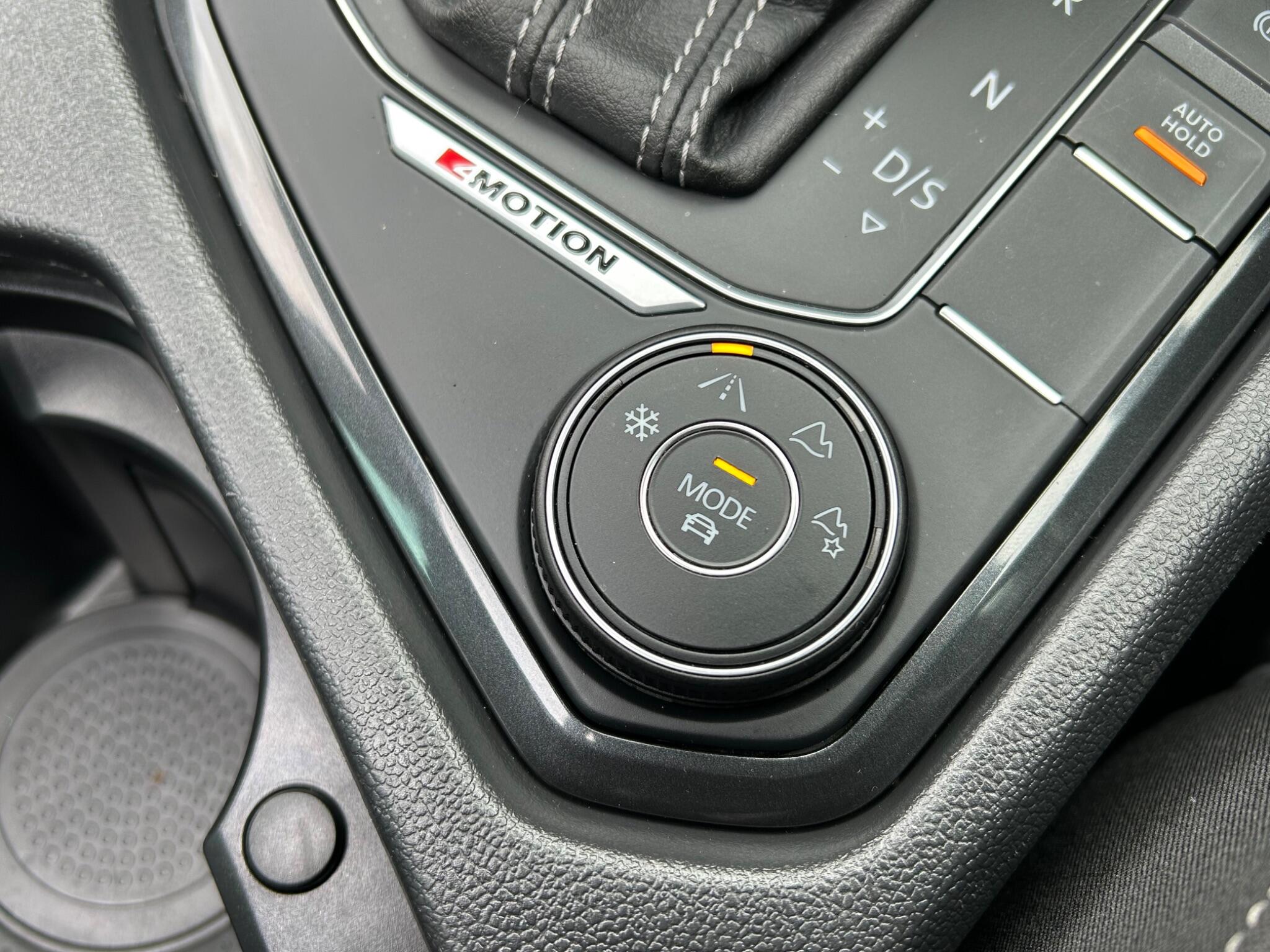 Volkswagen Tiguan view 32