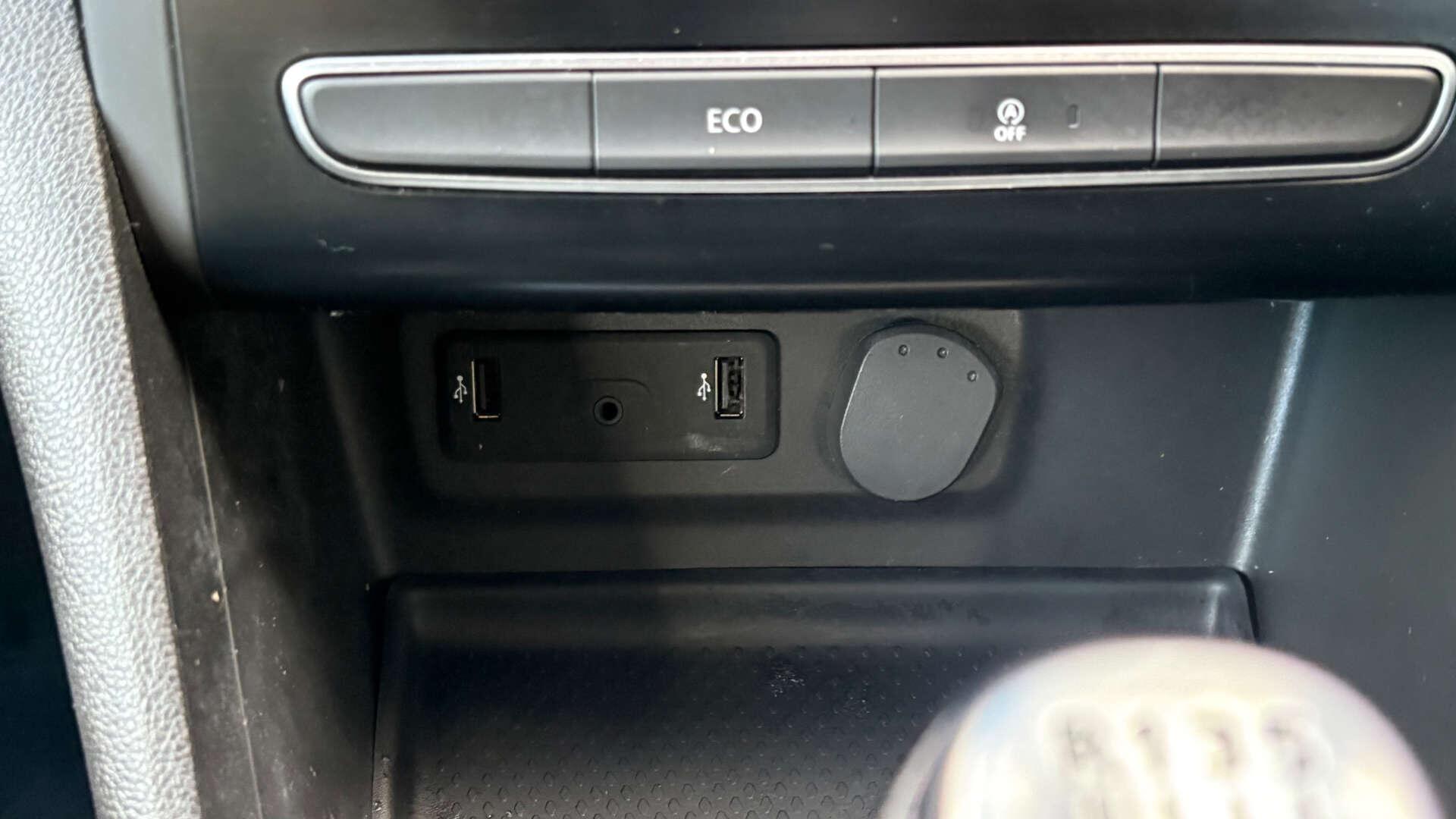 Renault Megane view 34