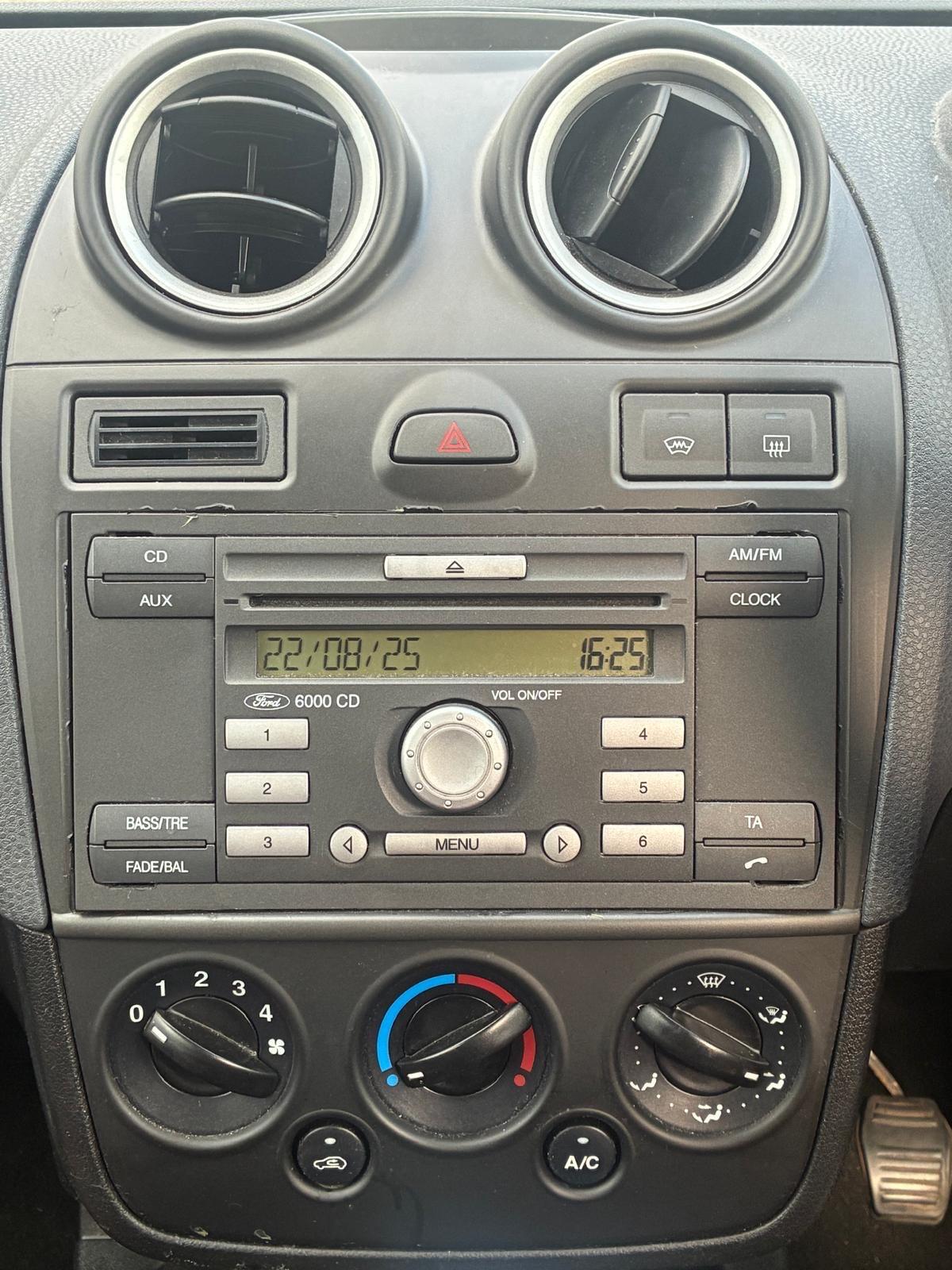 Ford Fiesta view 18