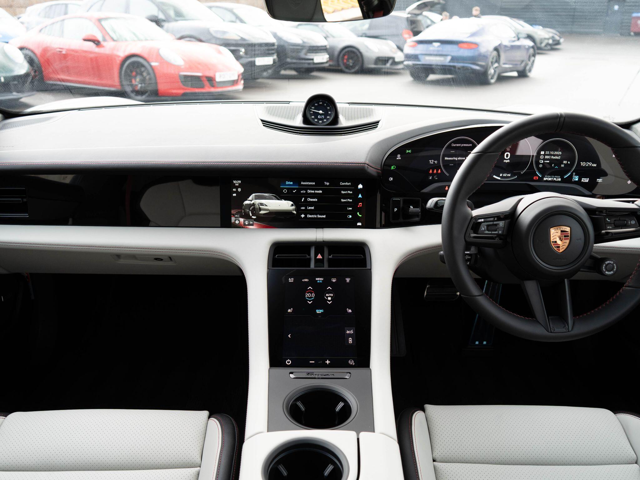 Porsche Taycan view 81