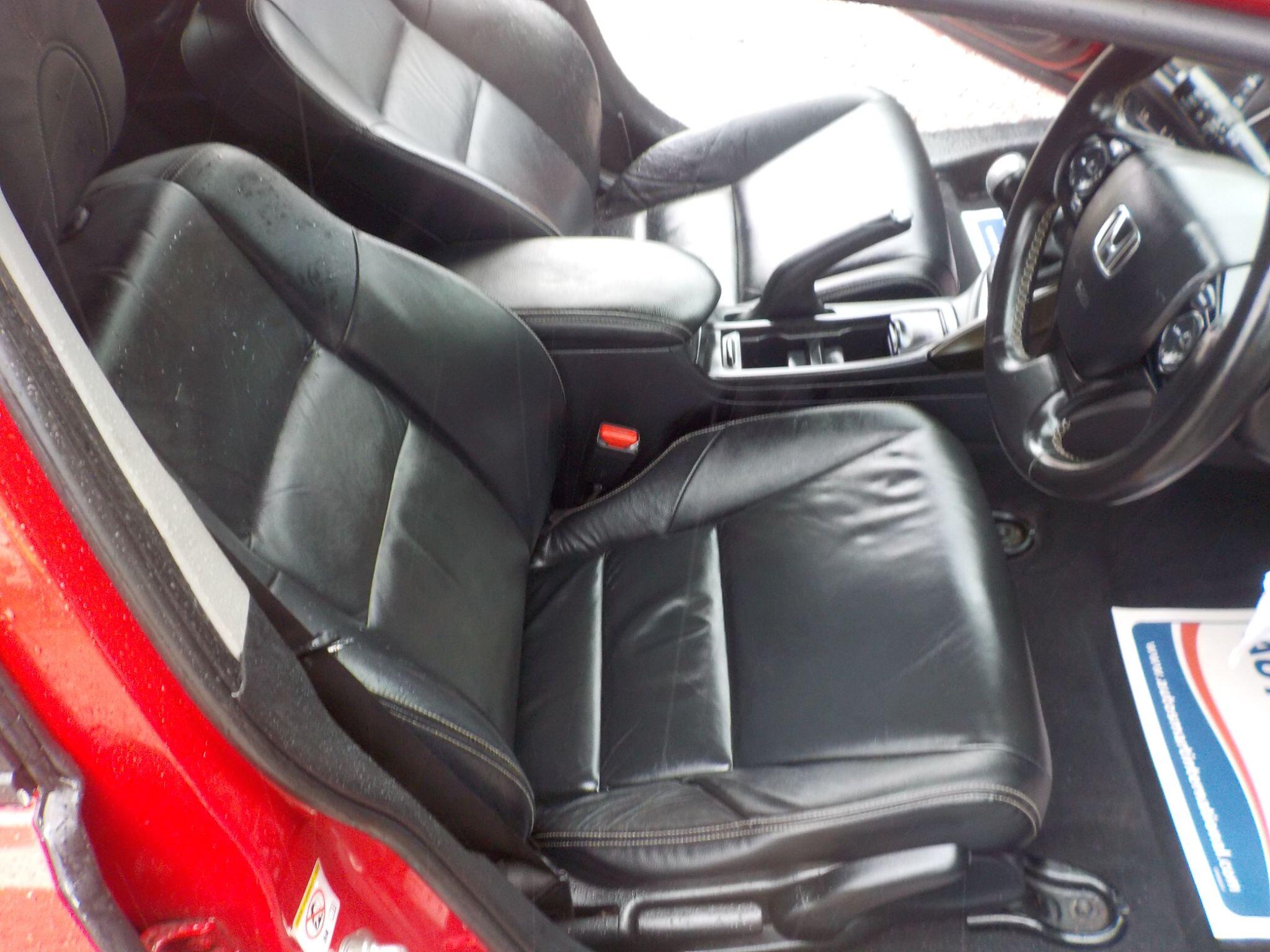 Honda Civic 1.6 i-DTEC SR Tourer Euro 5 (s/s) 5dr