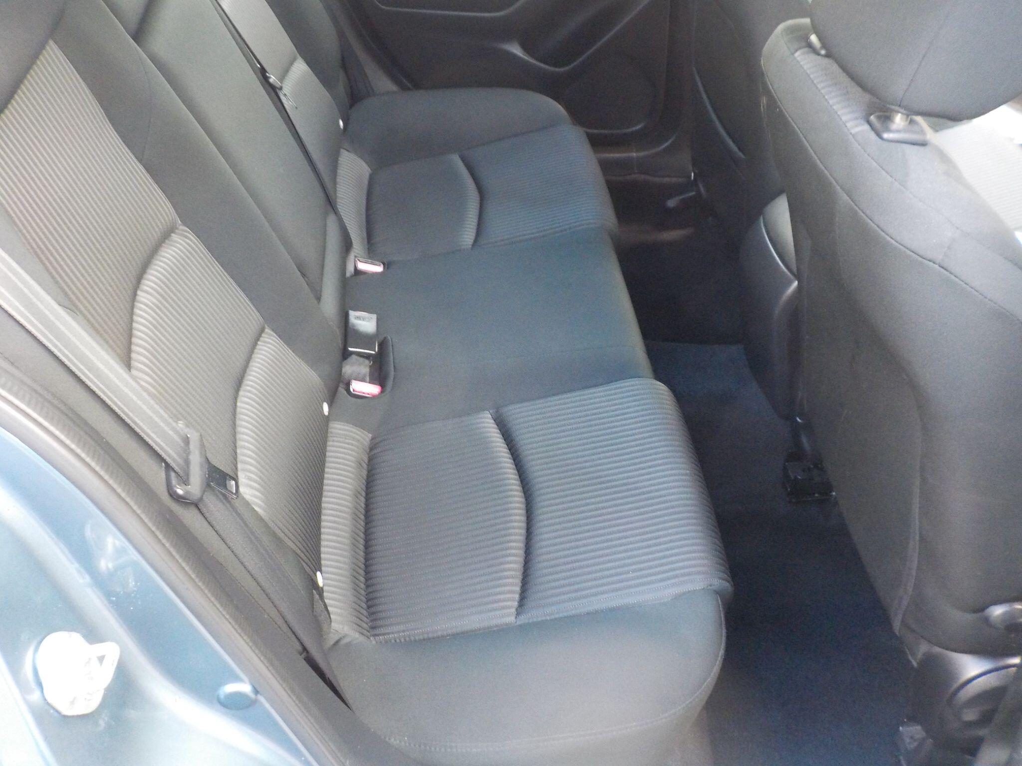Mazda Mazda3 2.0 SKYACTIV-G SE Nav Euro 5 (s/s) 5dr