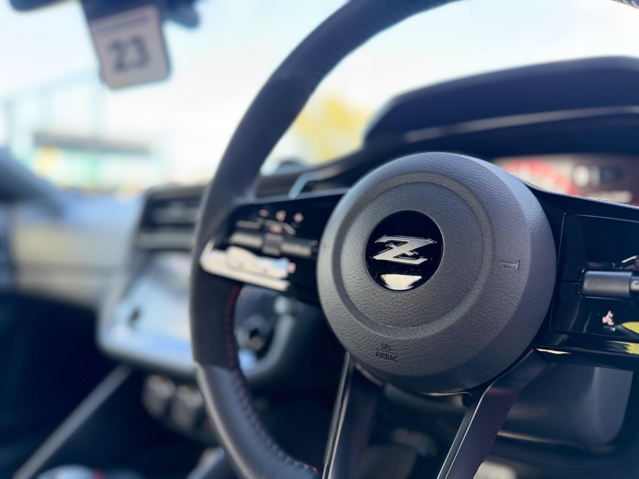 Nissan Fairlady view 69