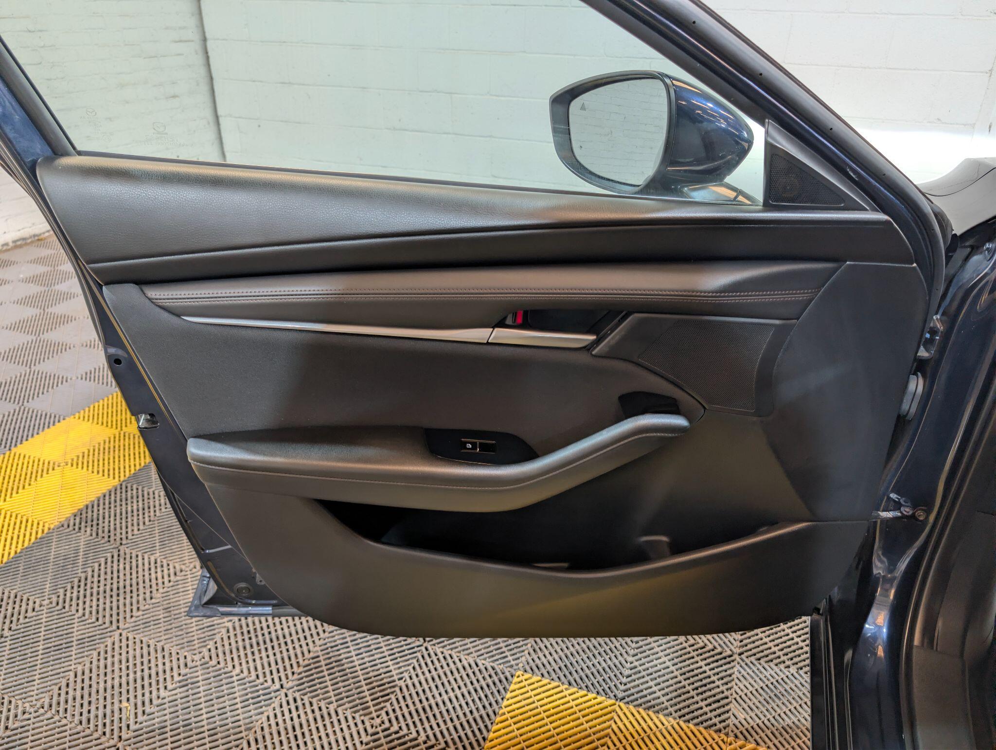 Mazda Skyactiv-G view 69