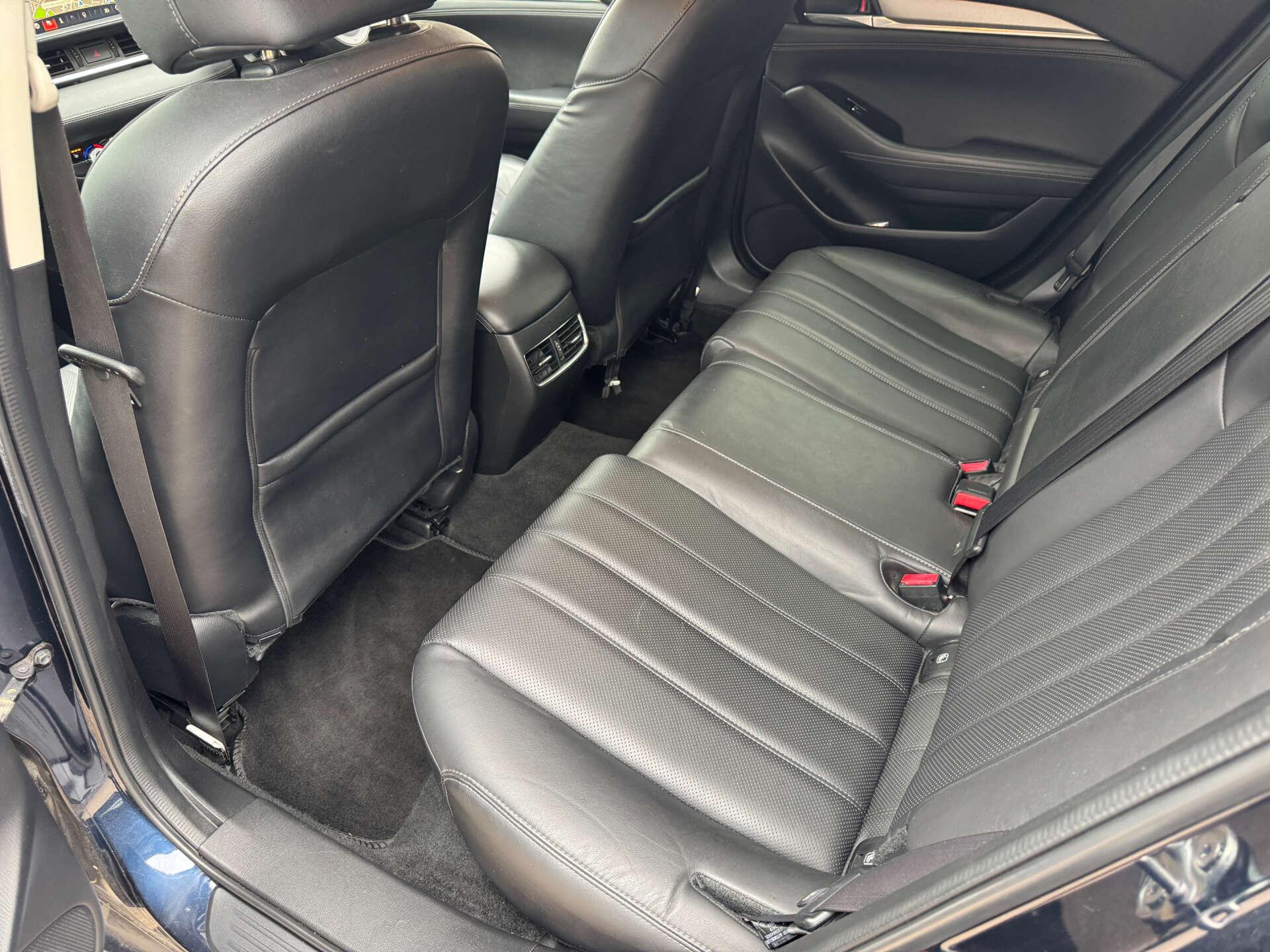 Mazda Mazda6 view 23
