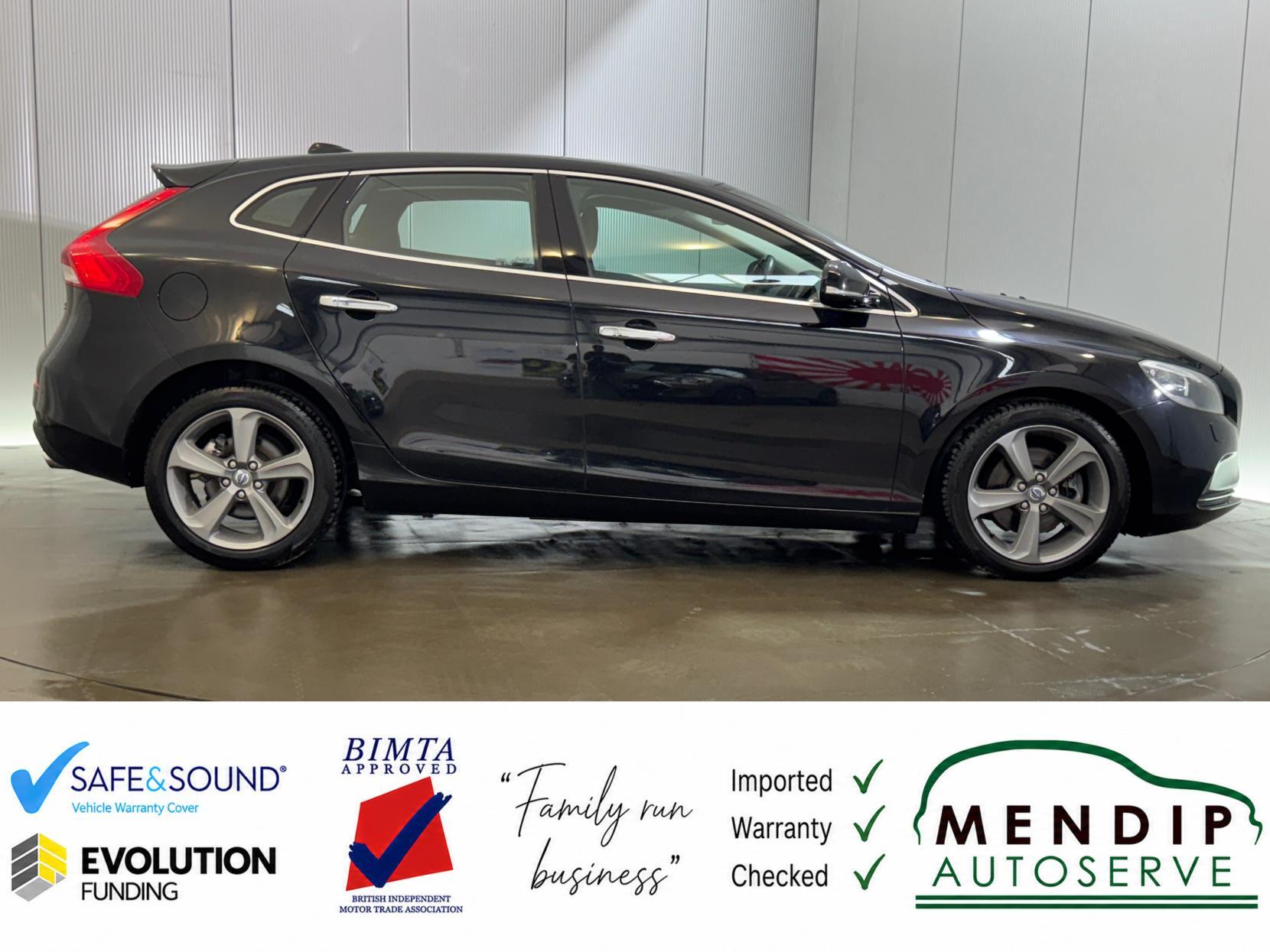 Volvo V40 view 34