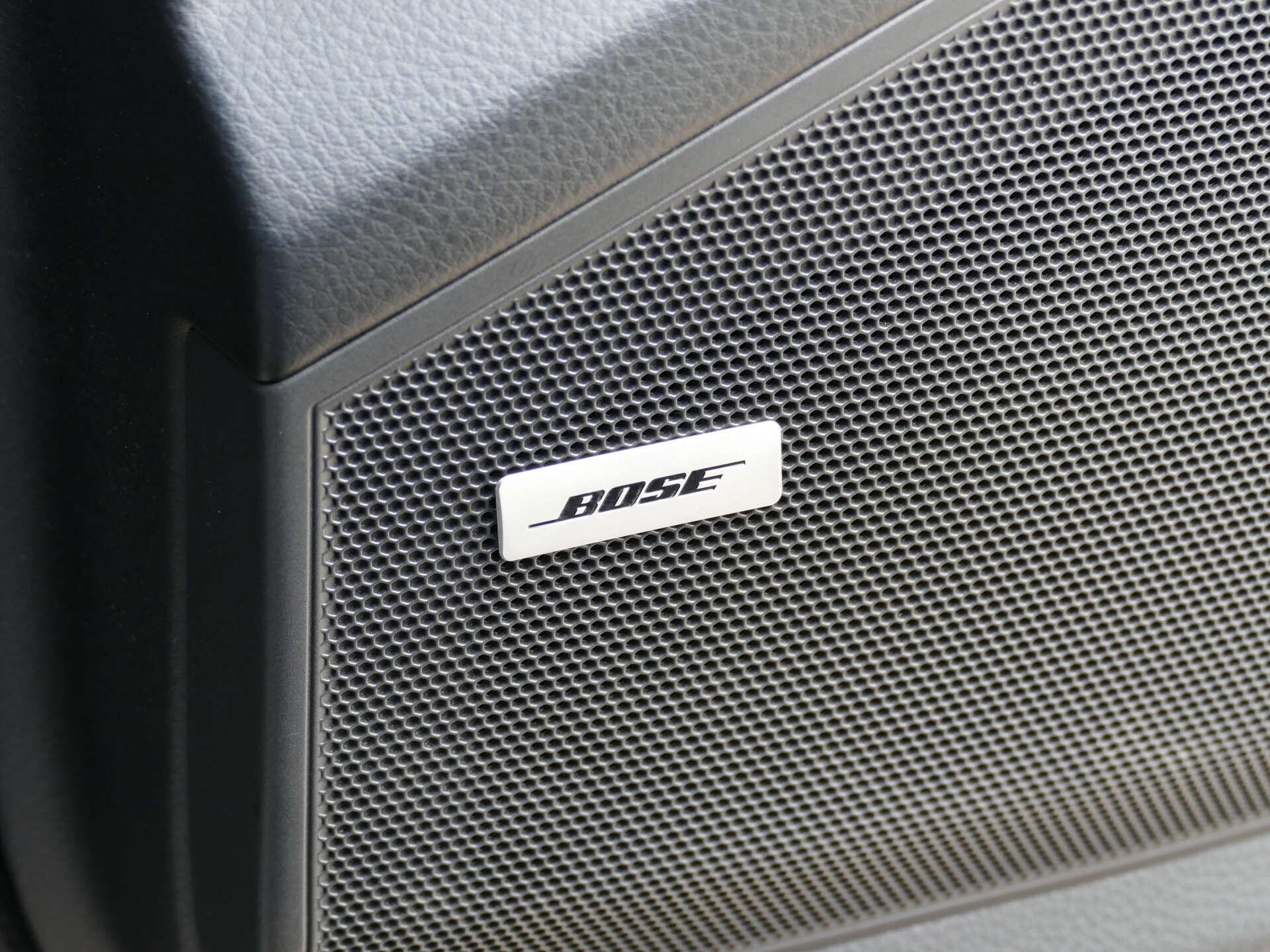 Porsche Cayenne view 48
