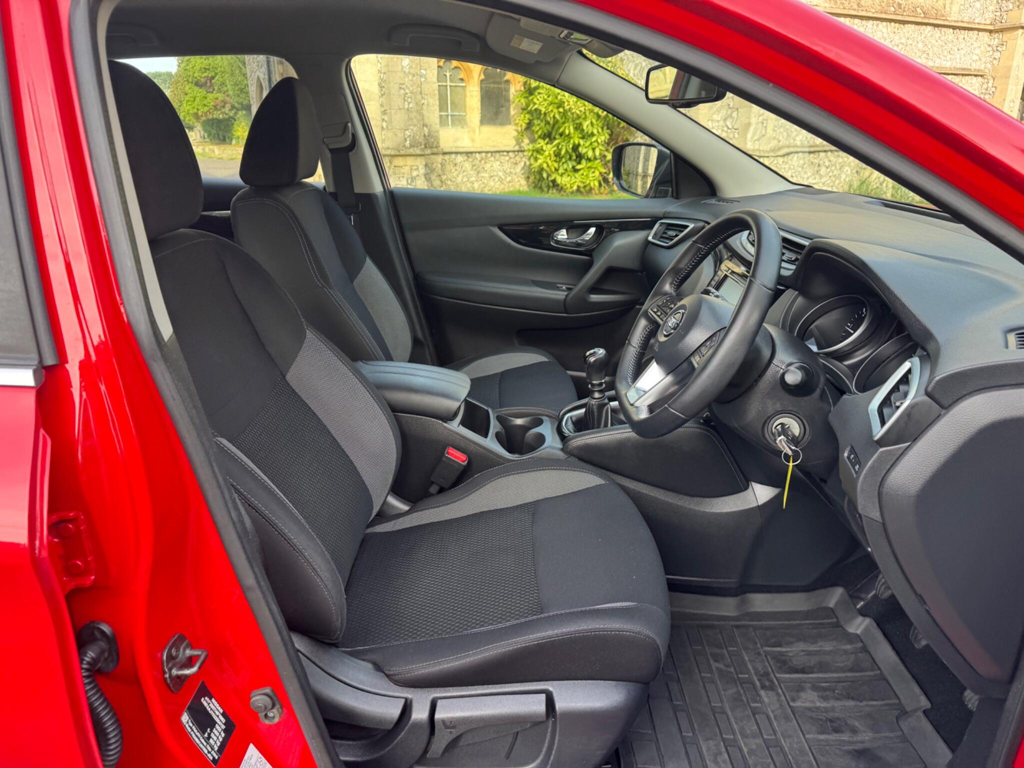 Nissan Qashqai view 36