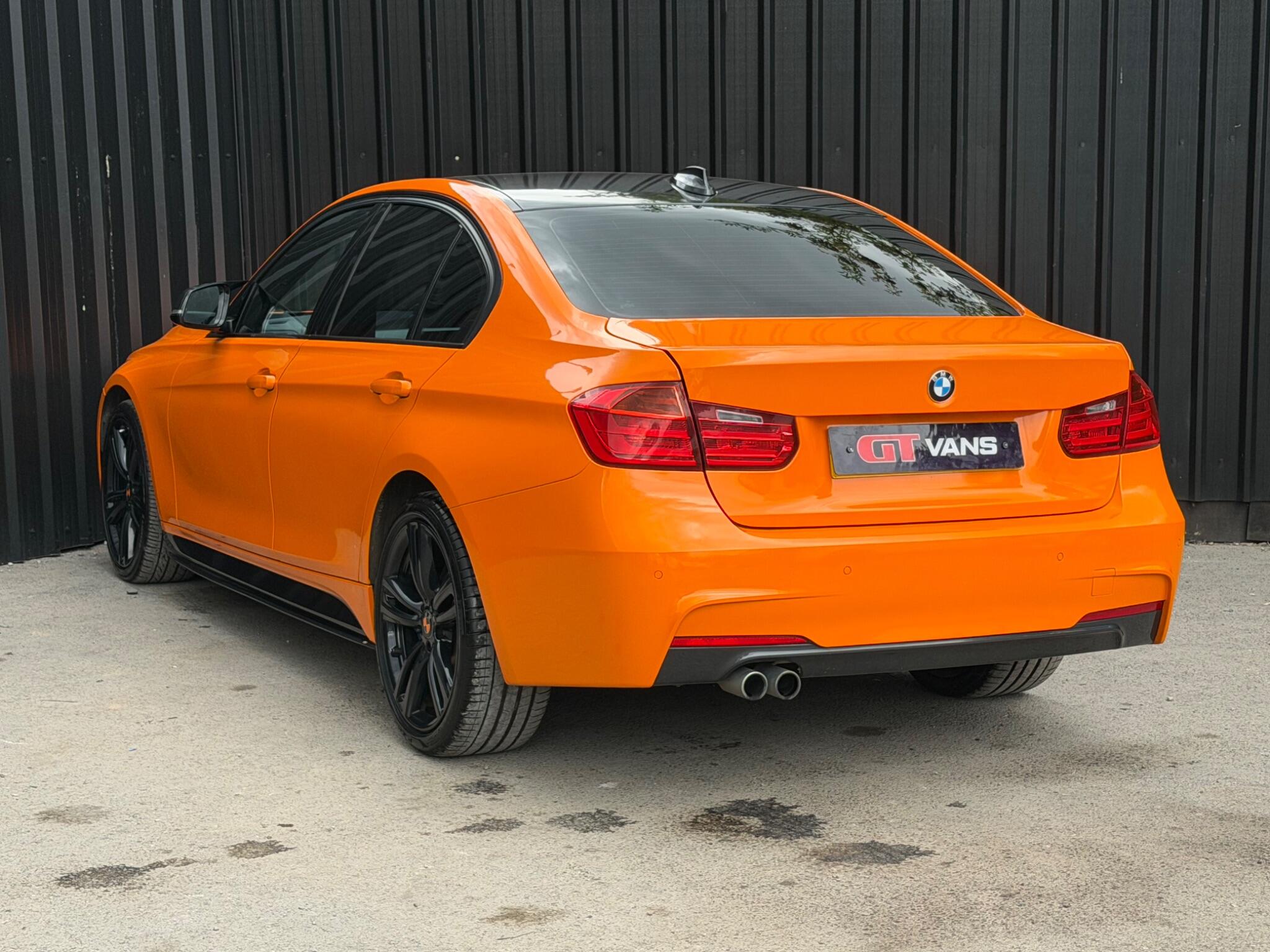 BMW 3 Series view 4
