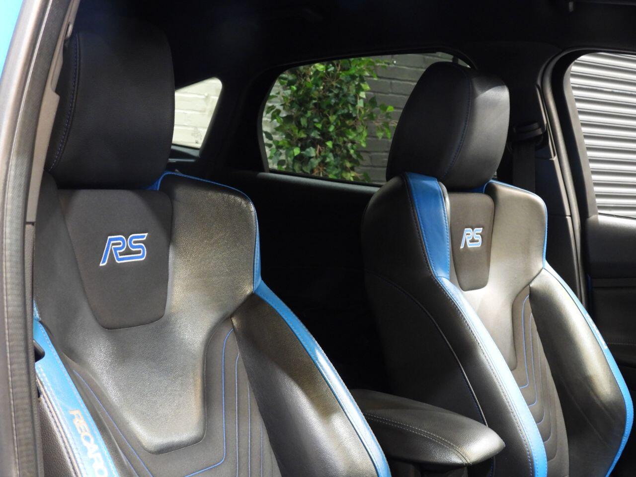 Ford Focus view 21