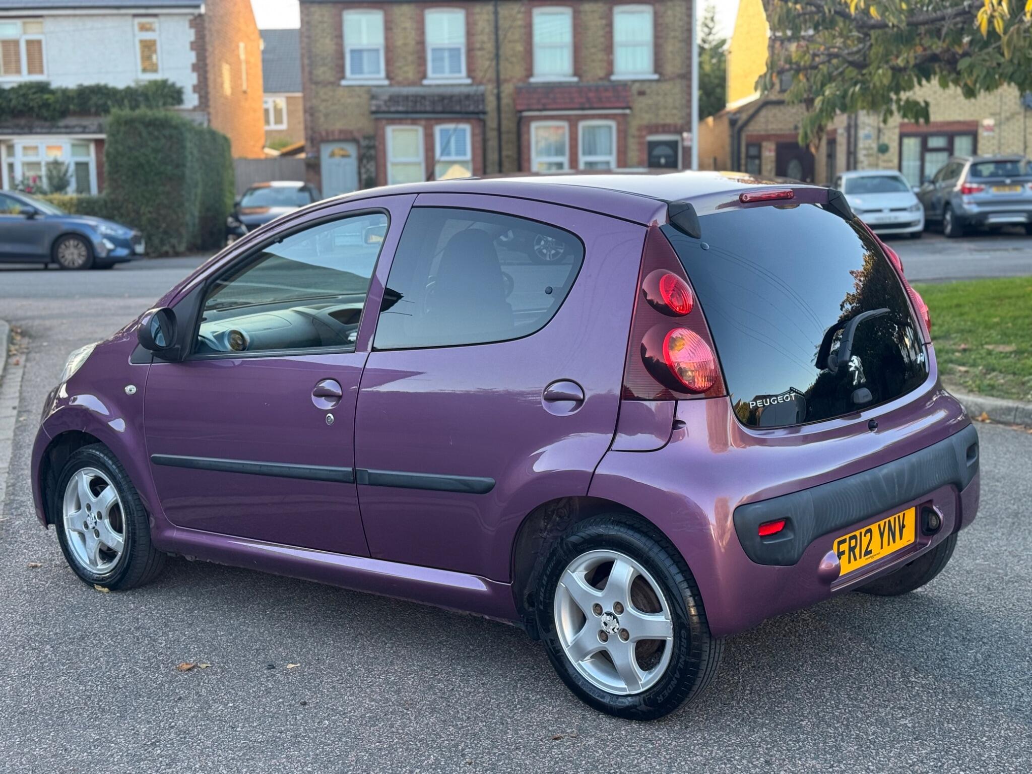 2012 Peugeot 107 1.0 12V Allure Euro 5 5dr • 87,000 miles image 6