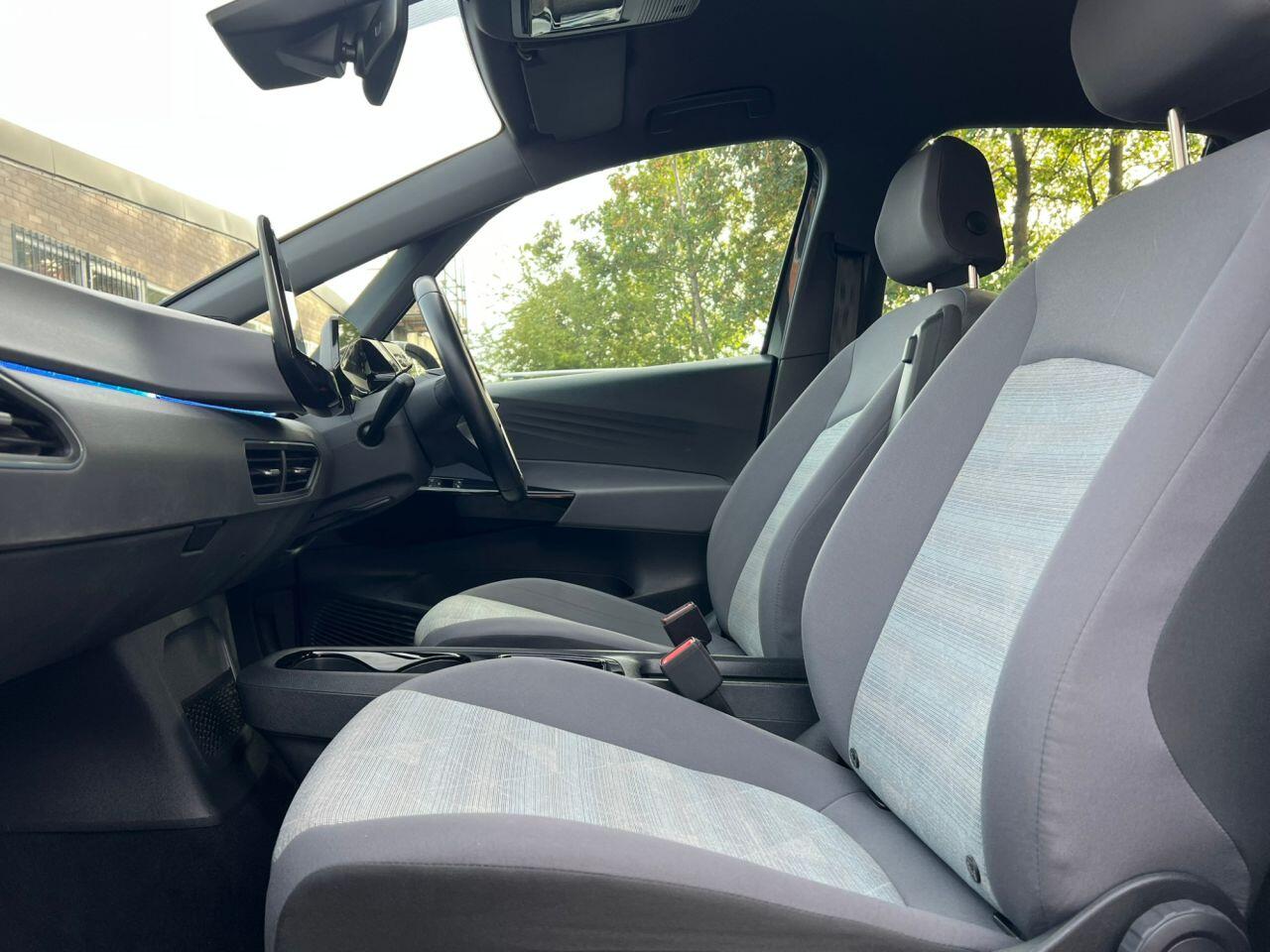 Volkswagen Id.3 view 16