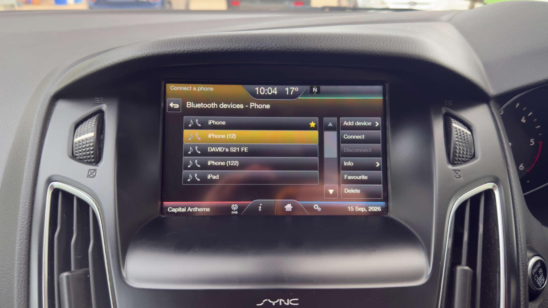 Ford Focus view 25