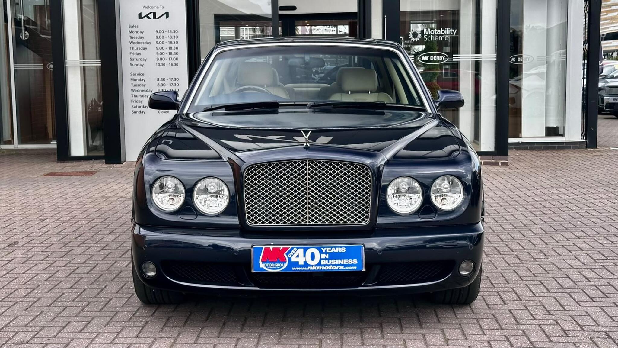 Bentley Arnage view 14