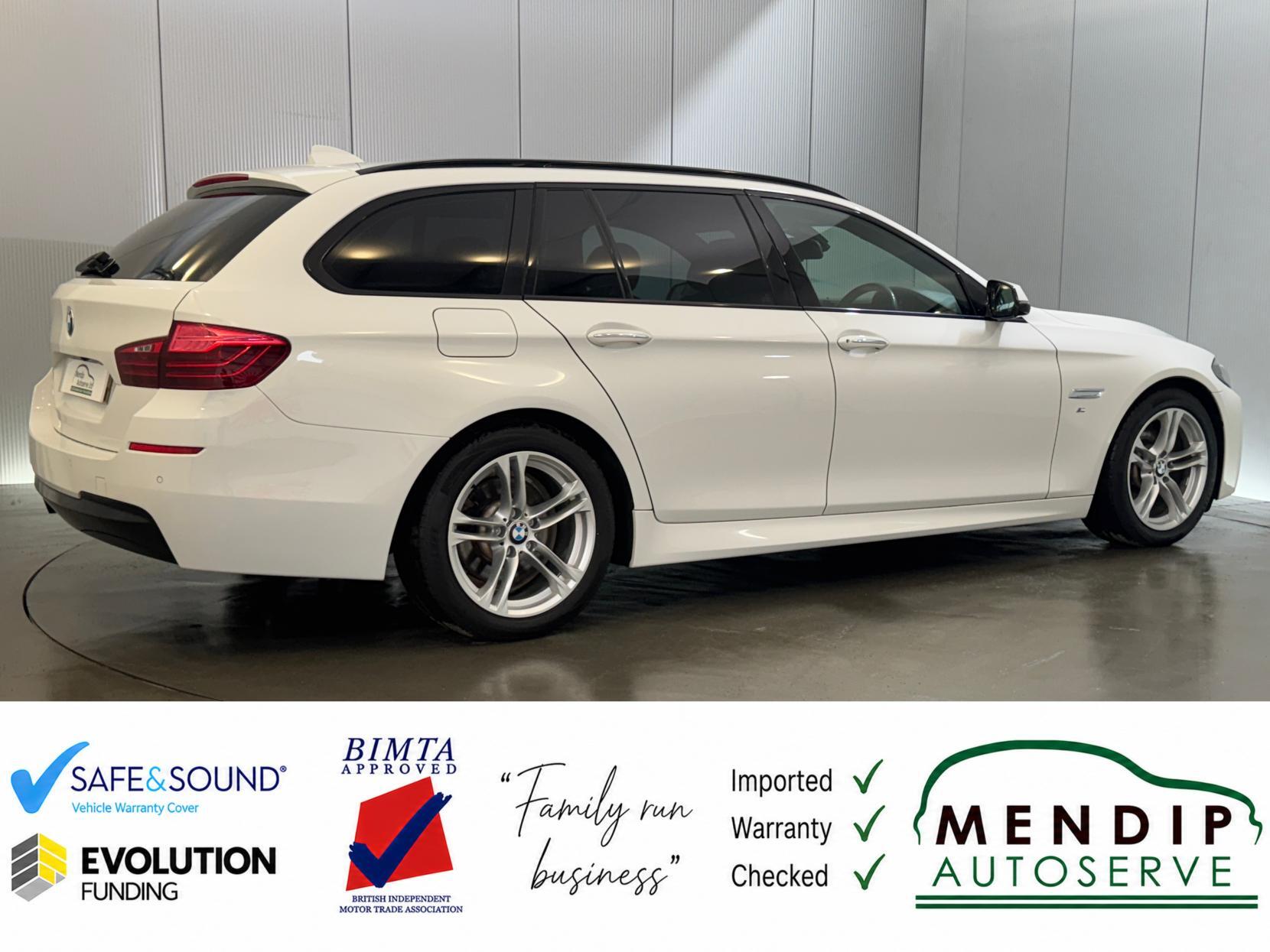BMW 5 Series view 24