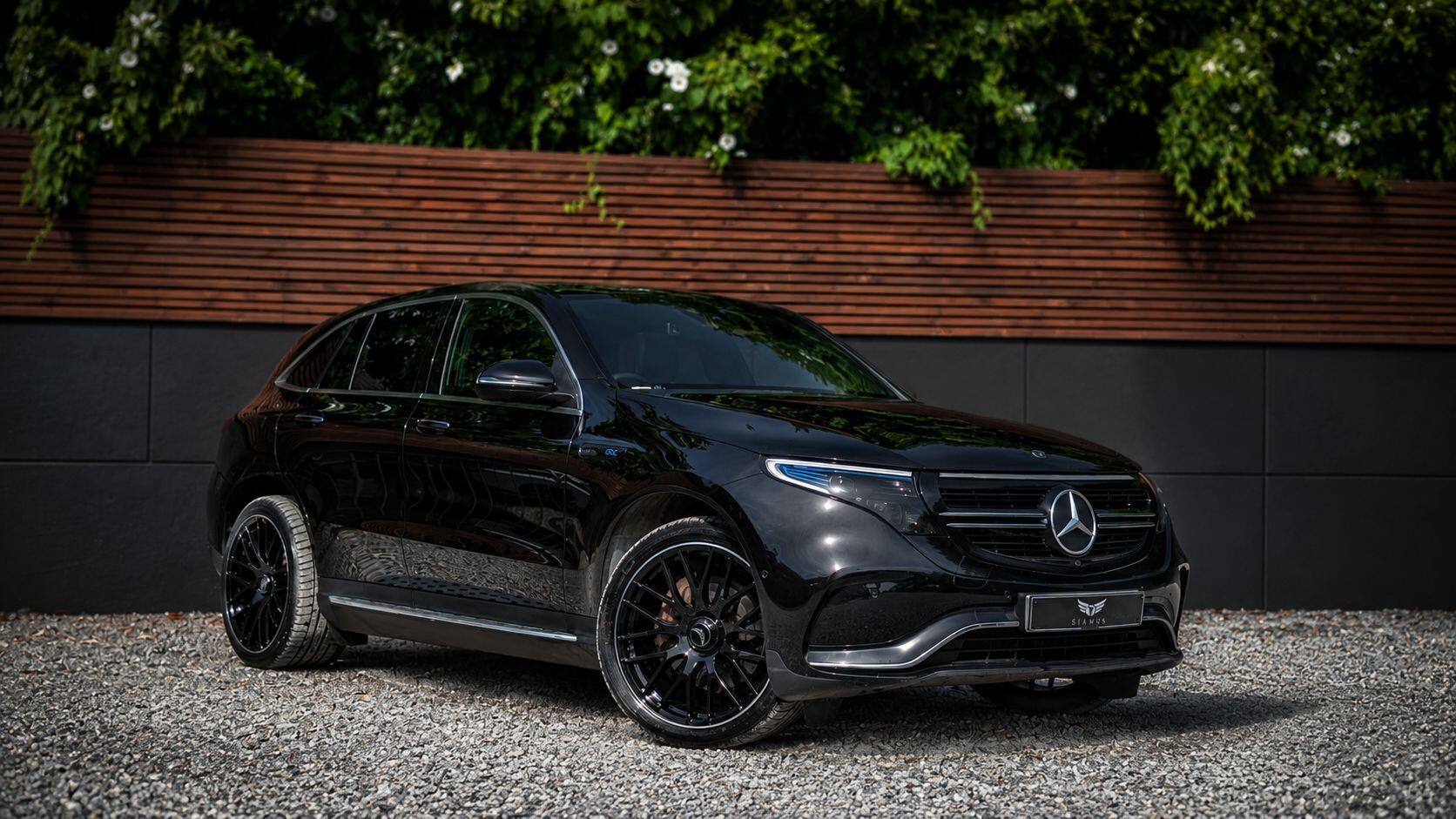 Mercedes-Benz EQC view 3