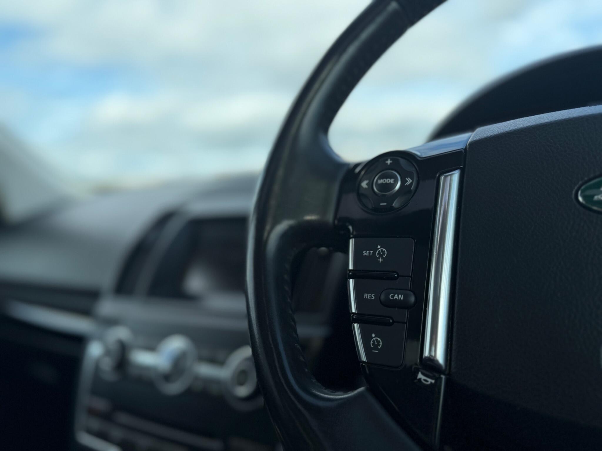 Land Rover Freelander view 6