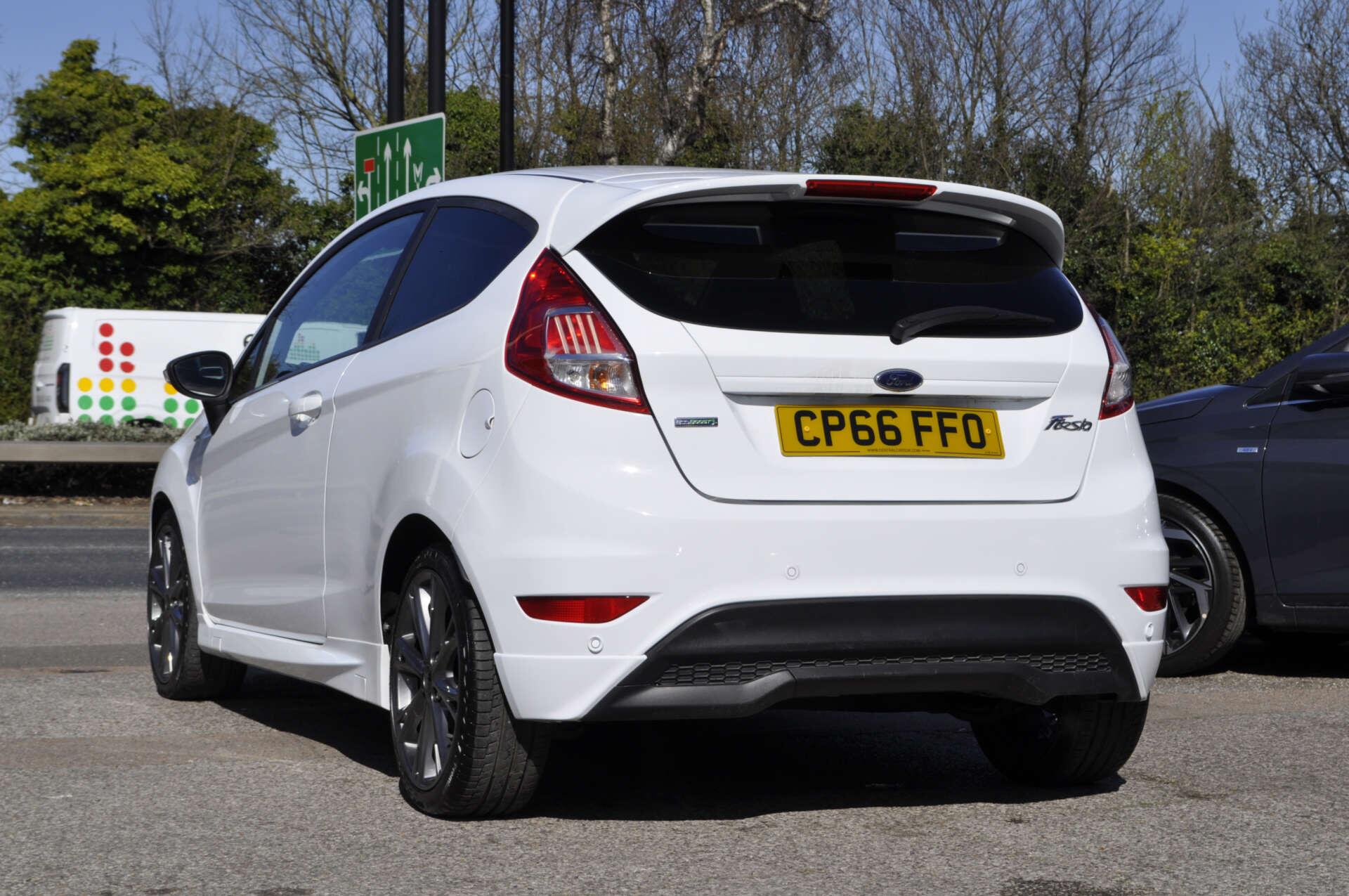 Ford Fiesta view 32