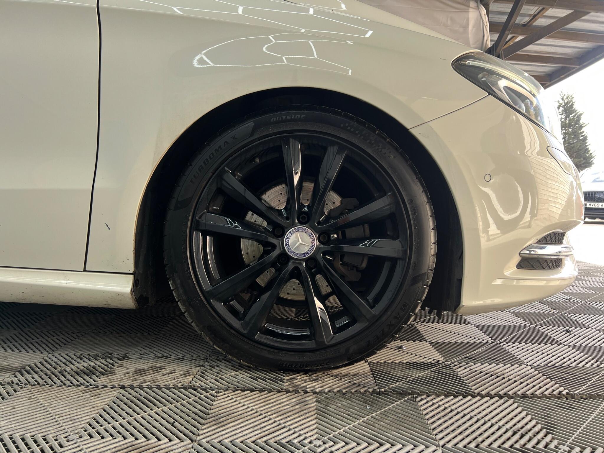 Mercedes-Benz B Class view 34