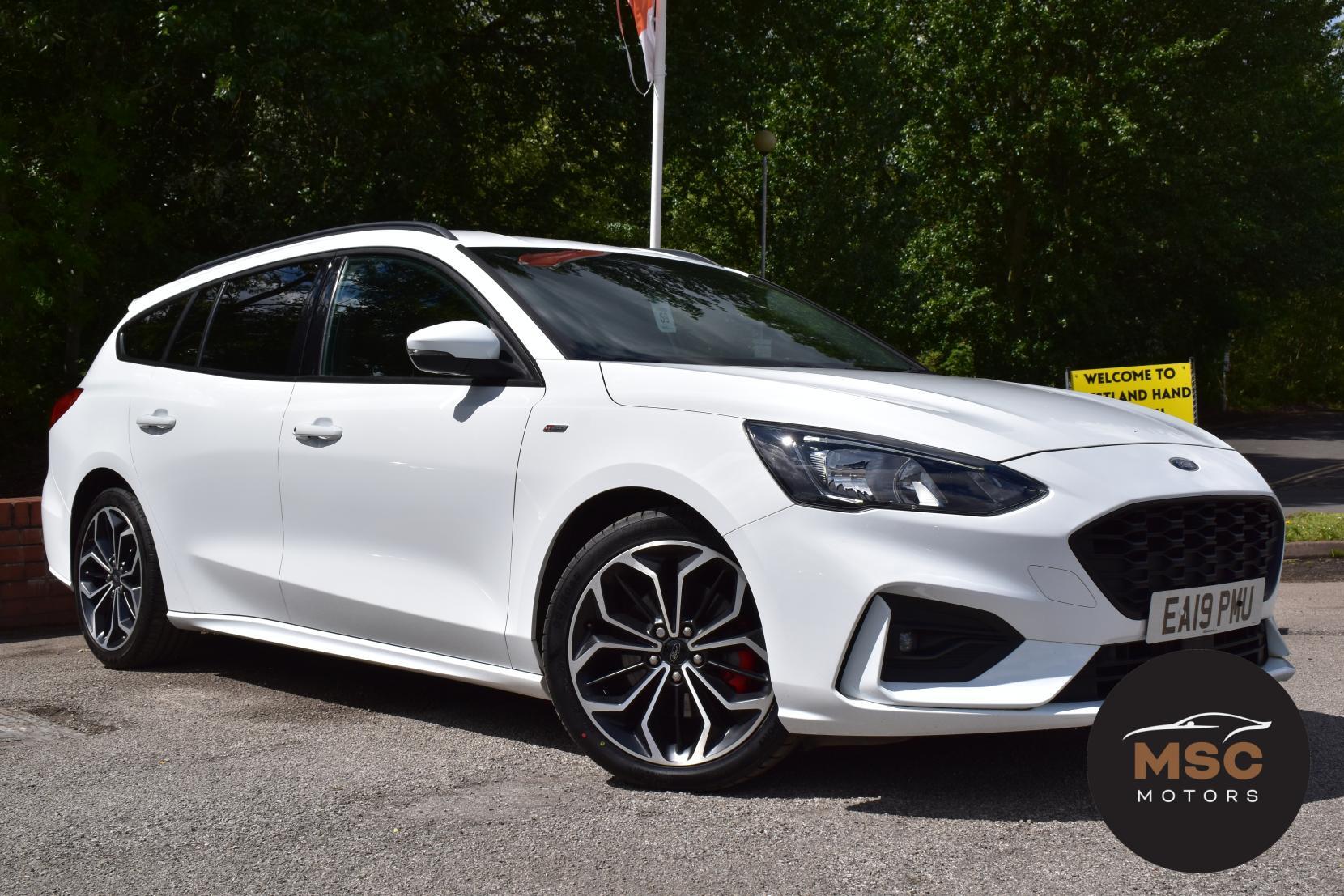 Ford Focus view 2