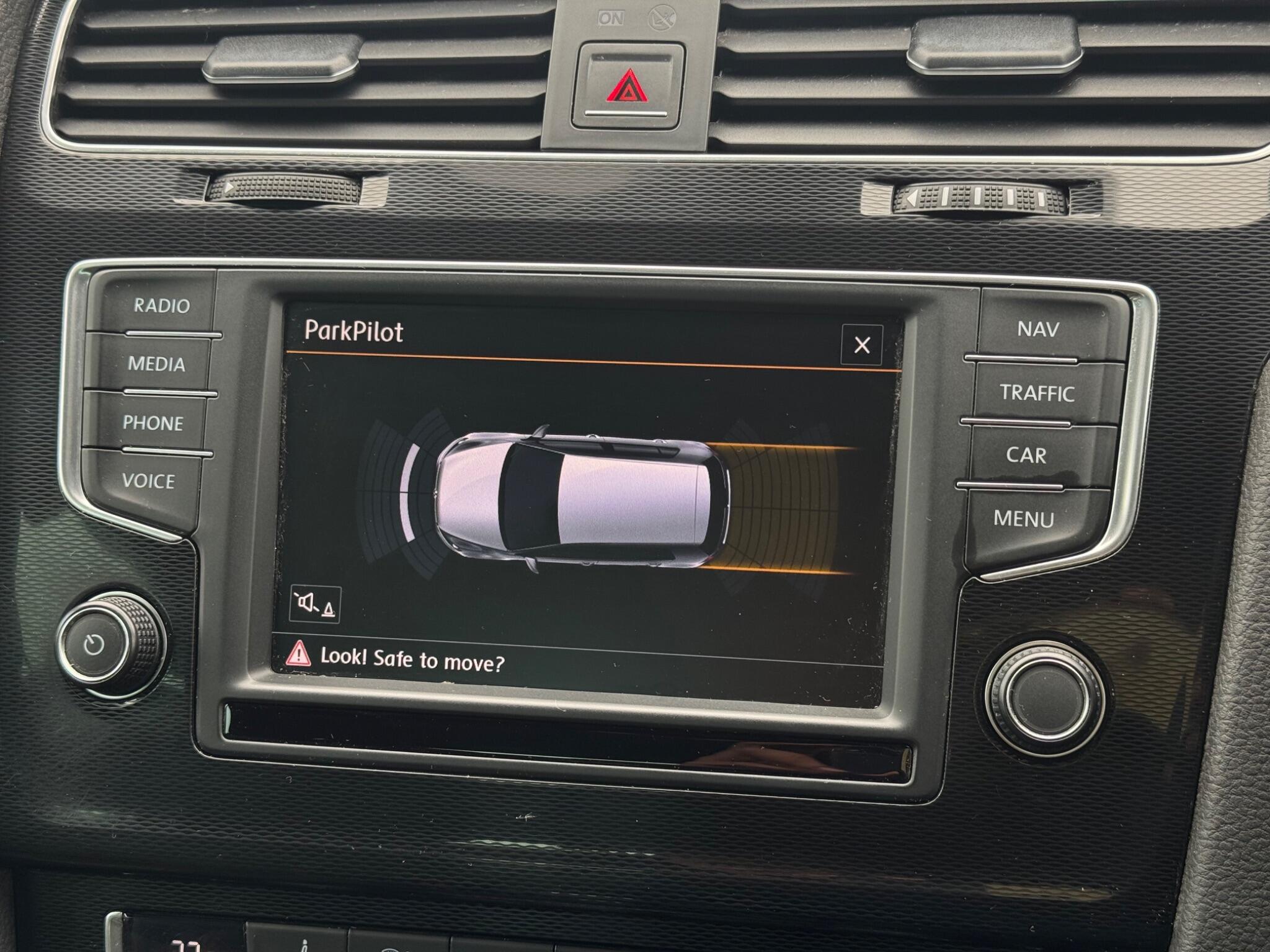 Volkswagen Golf view 37