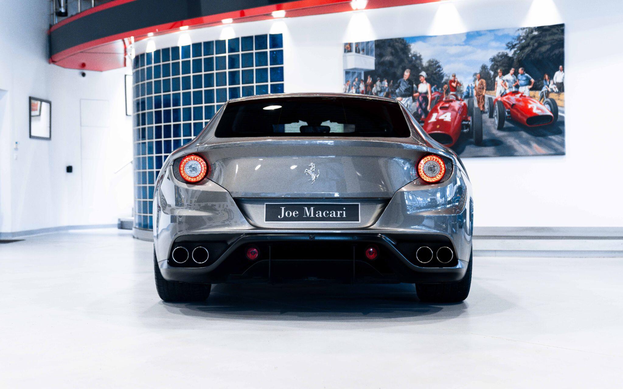 Ferrari FF view 7