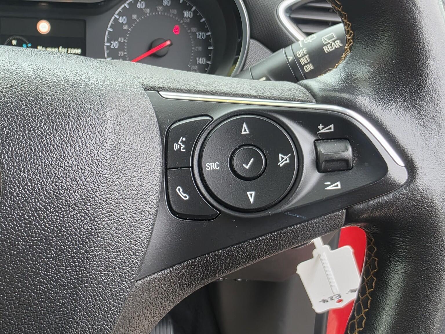 Vauxhall Crossland X view 26