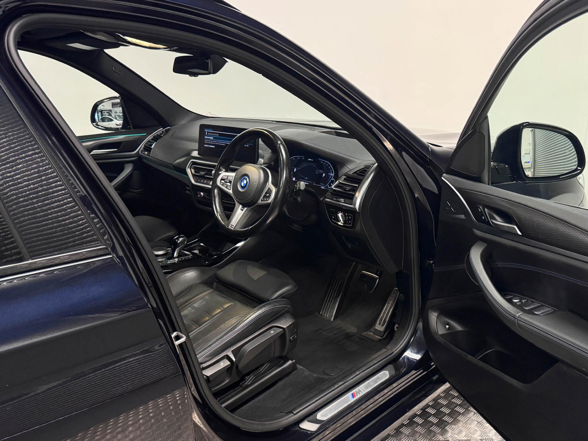 BMW X3 view 29