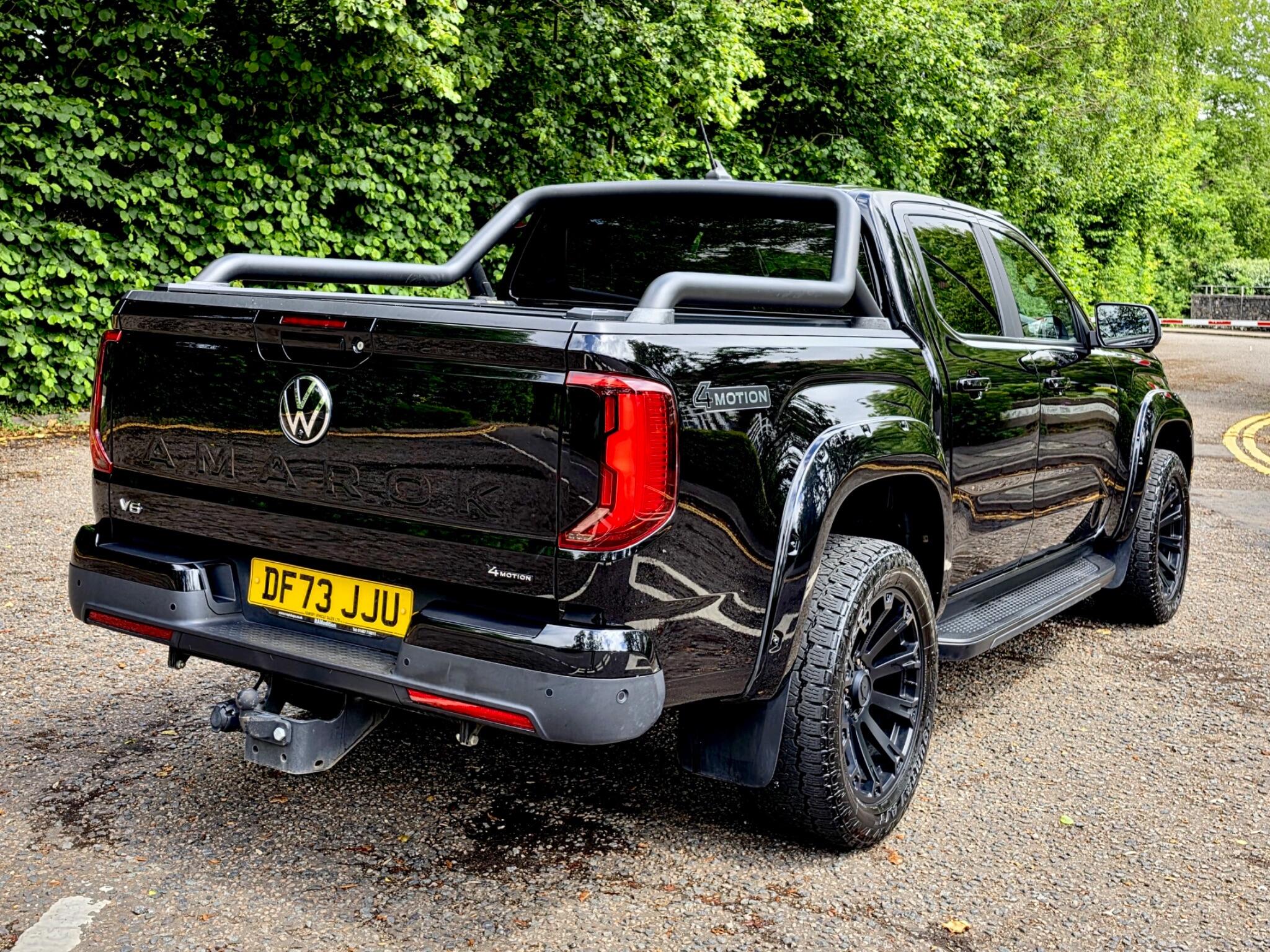 Volkswagen Amarok view 21