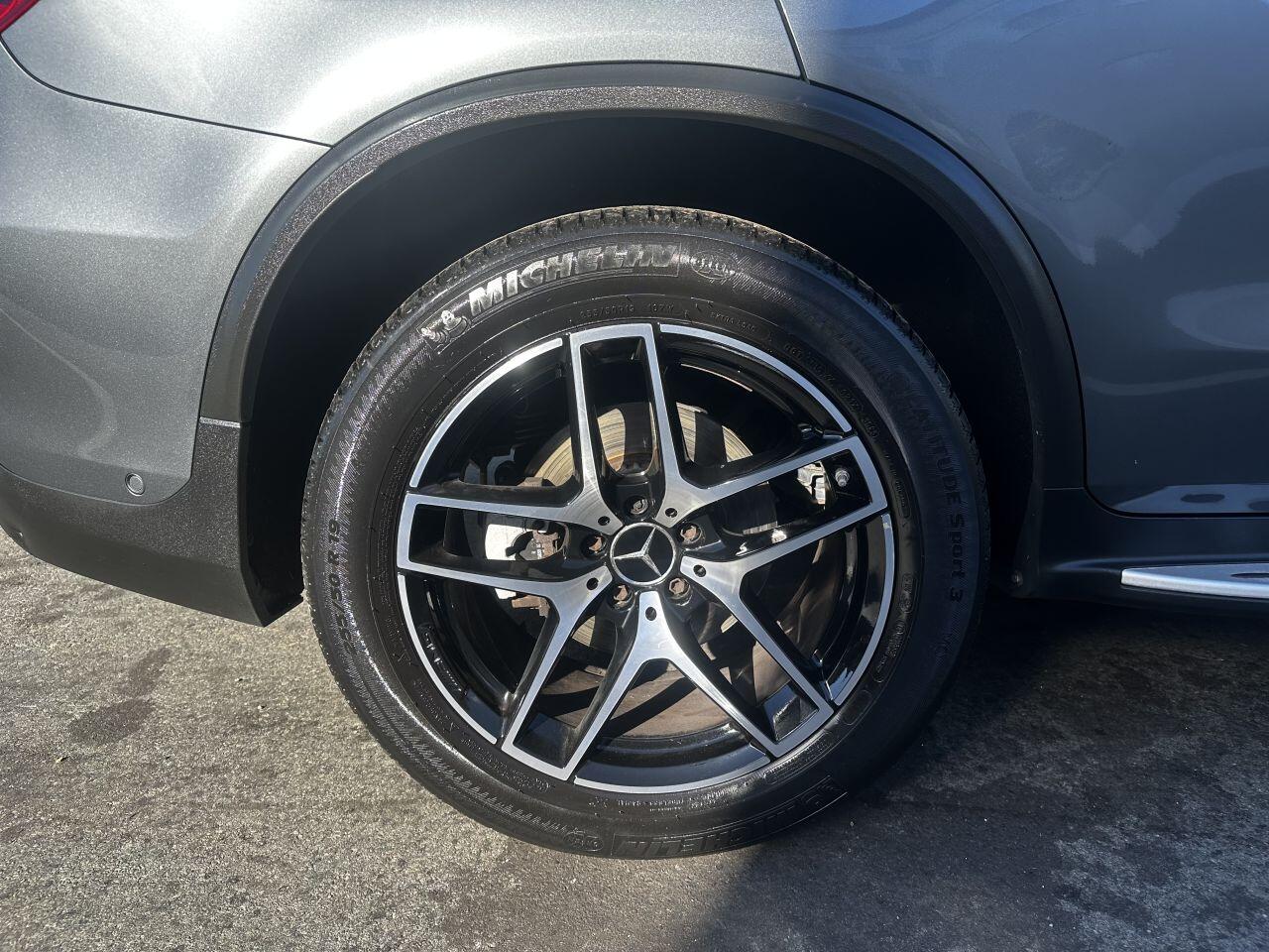 Mercedes-Benz GLC view 18