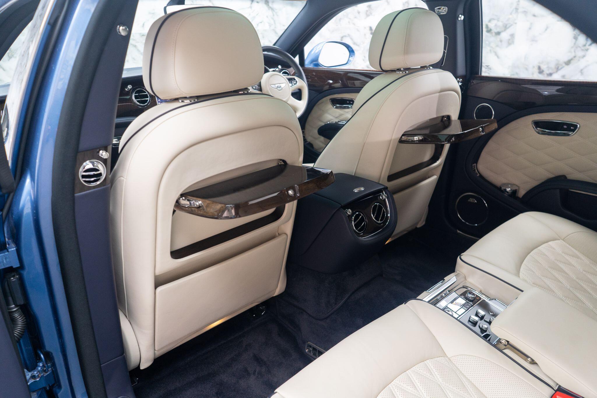 Bentley Mulsanne view 17