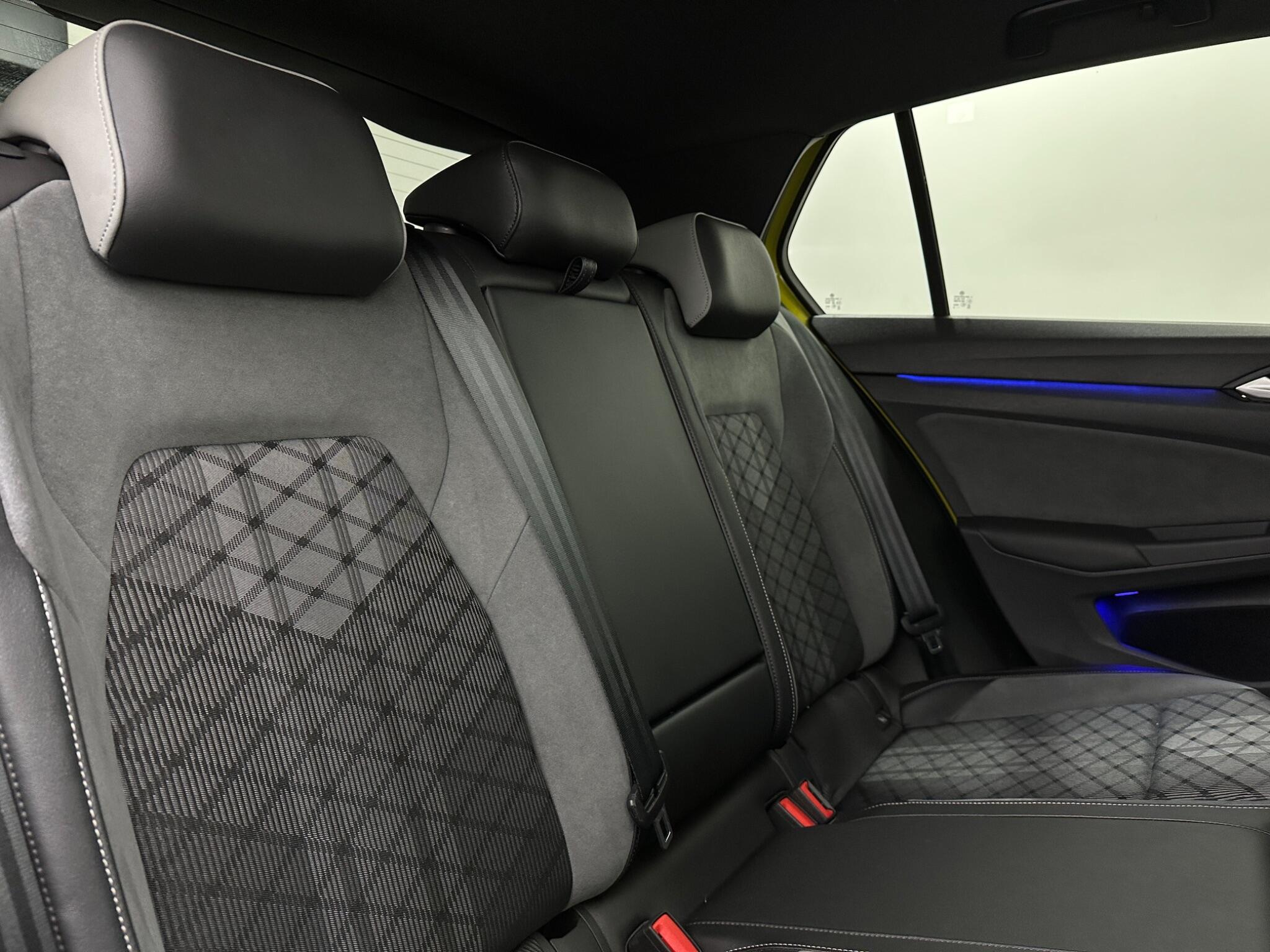 Volkswagen Golf view 42
