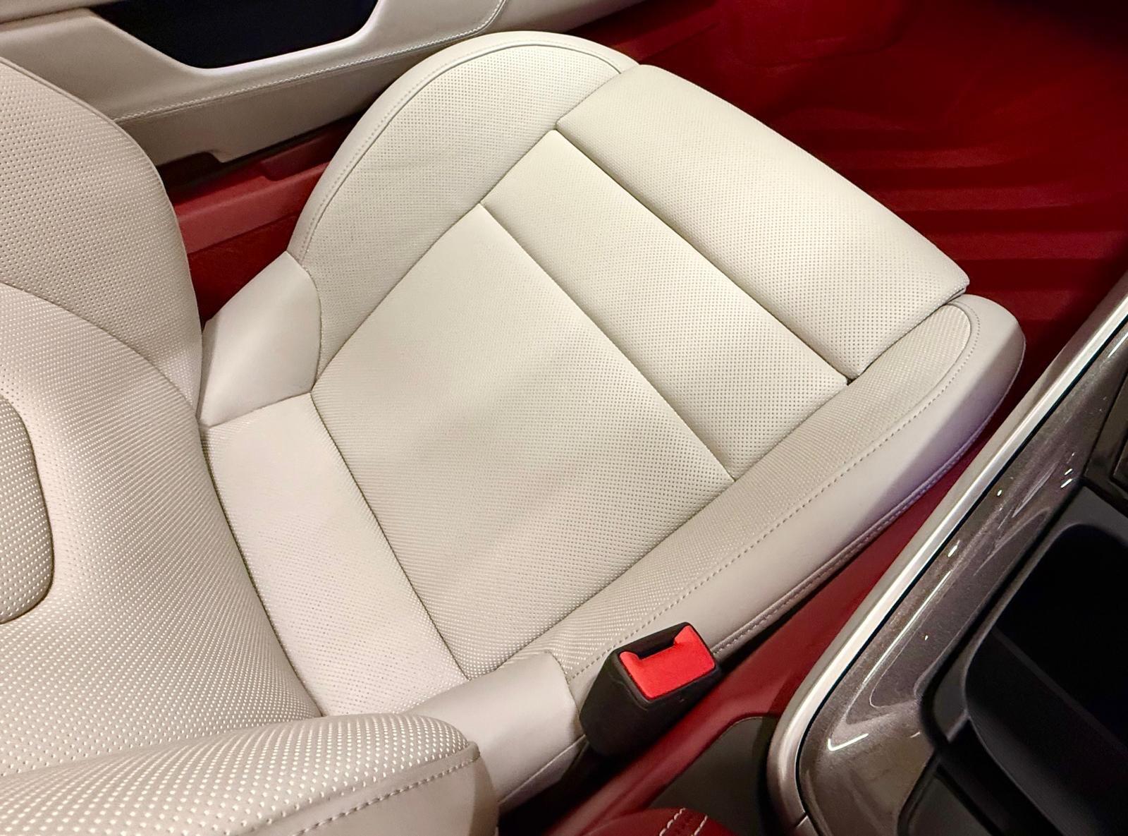 Porsche 911 view 50
