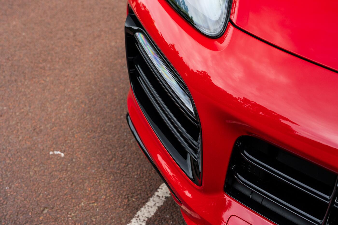 Porsche Cayenne view 11