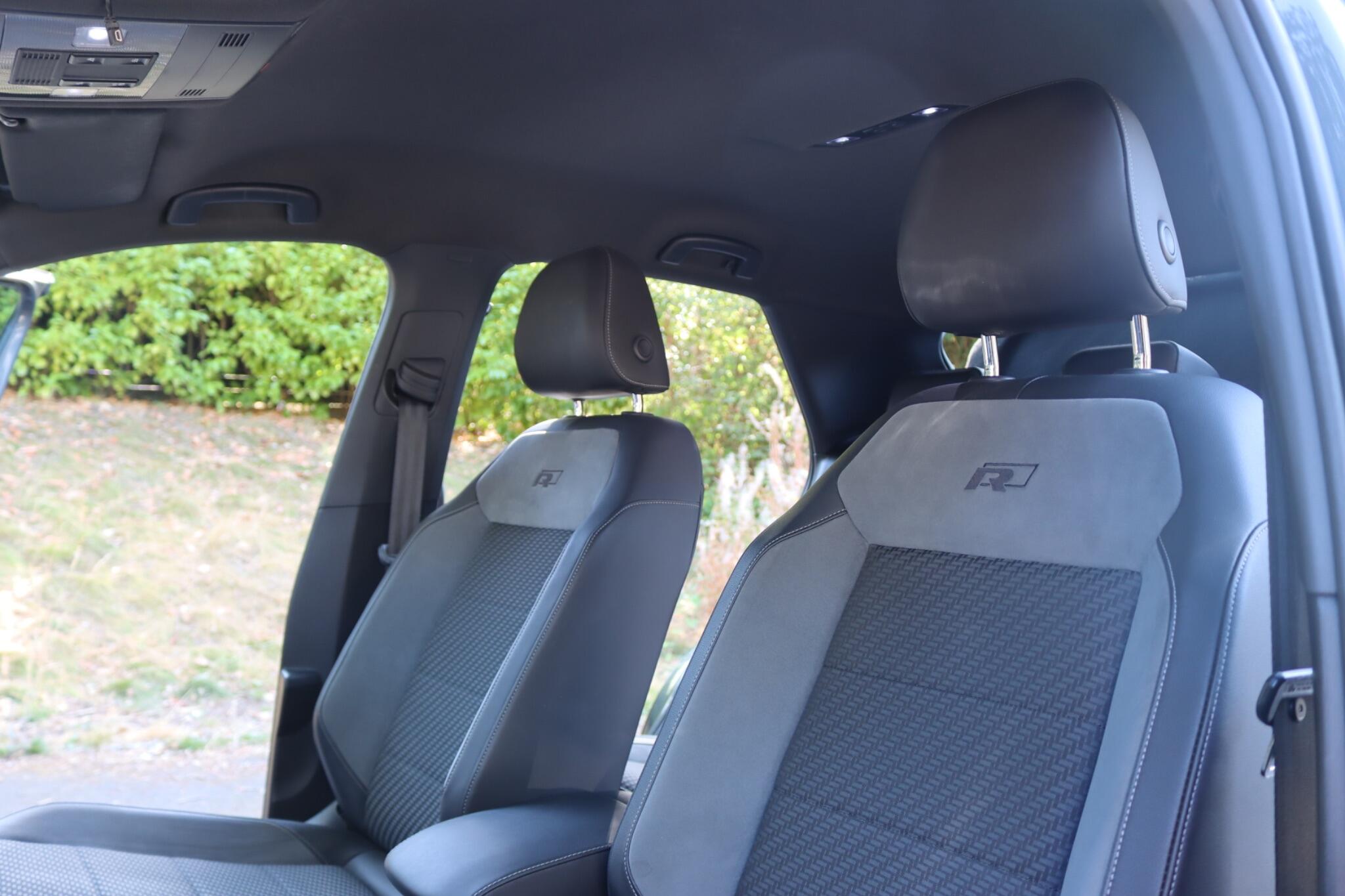 Volkswagen T-Roc view 38