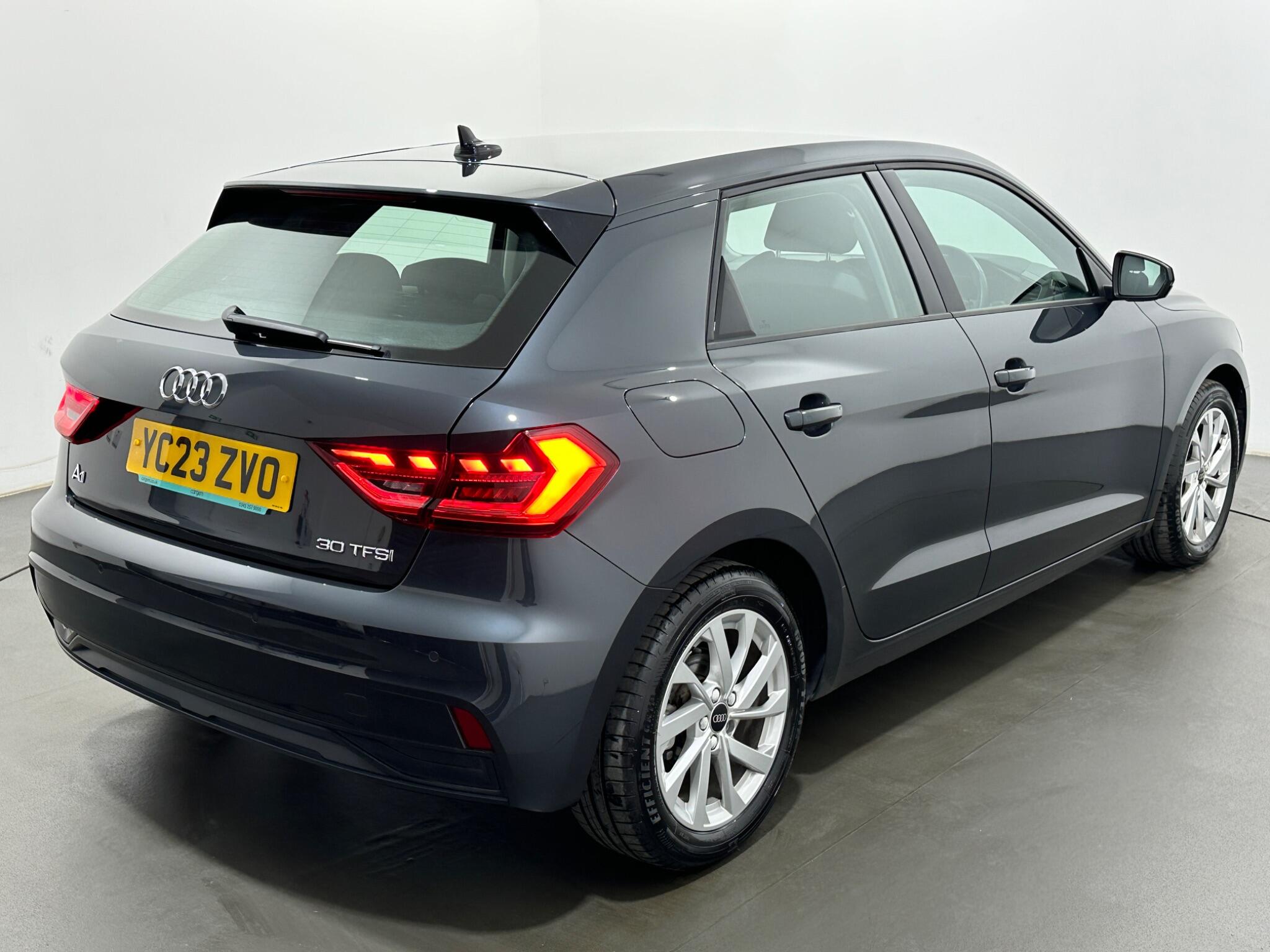 Audi A1 view 49